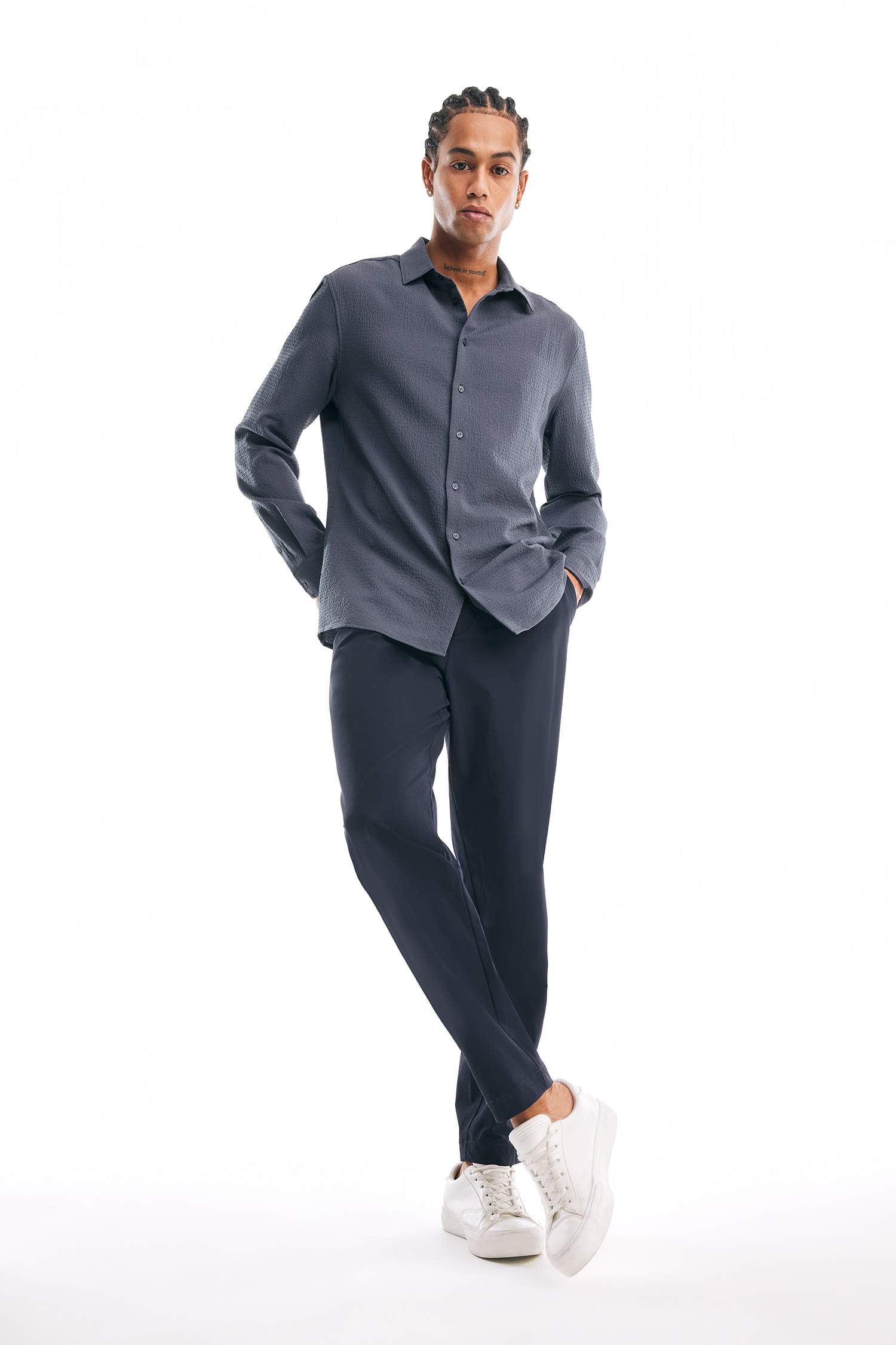 Modern Fit Polo Yaka Dokulu Esnek Kumaş Uzun Kollu Gömlek