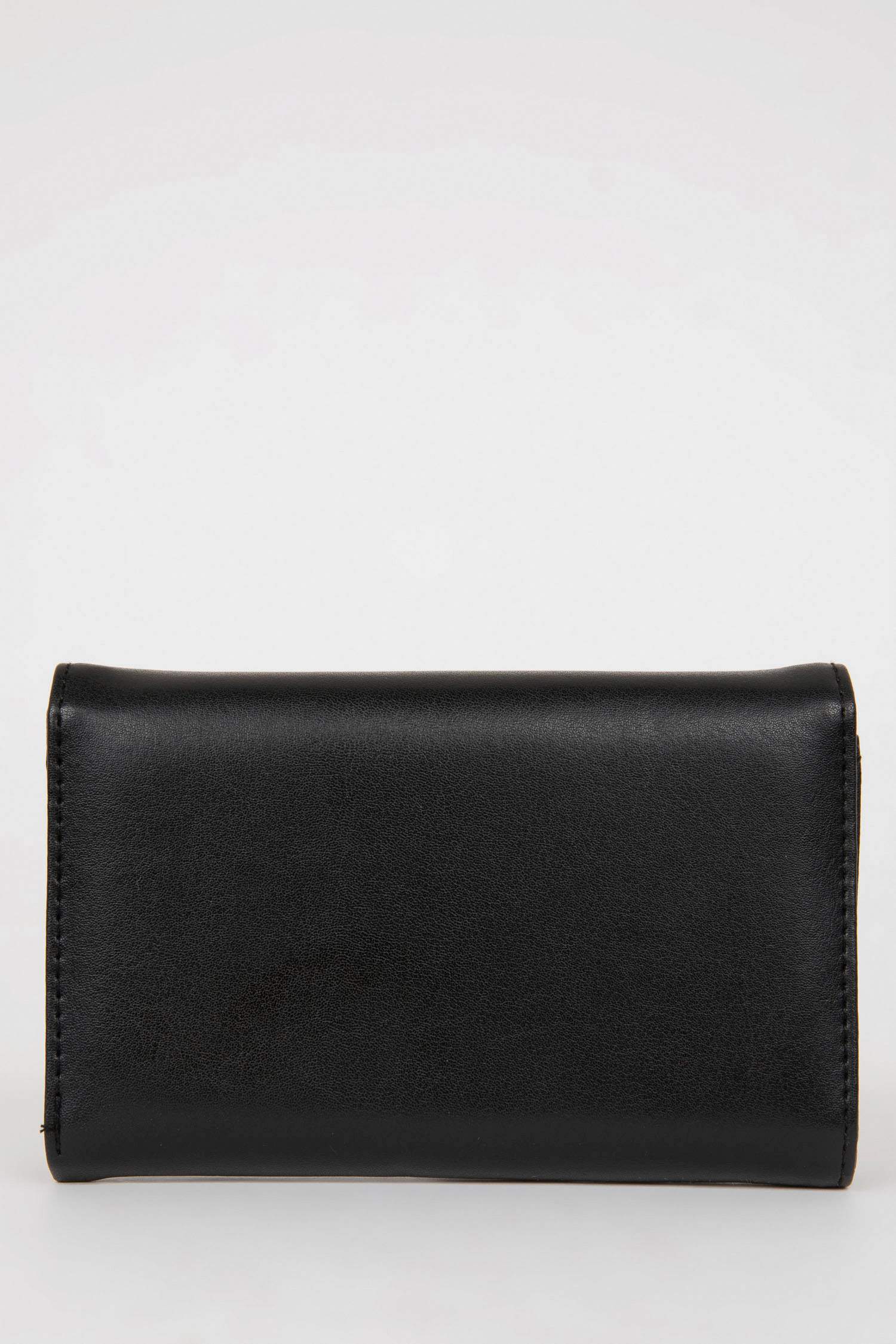 Woman Faux Leather Wallets