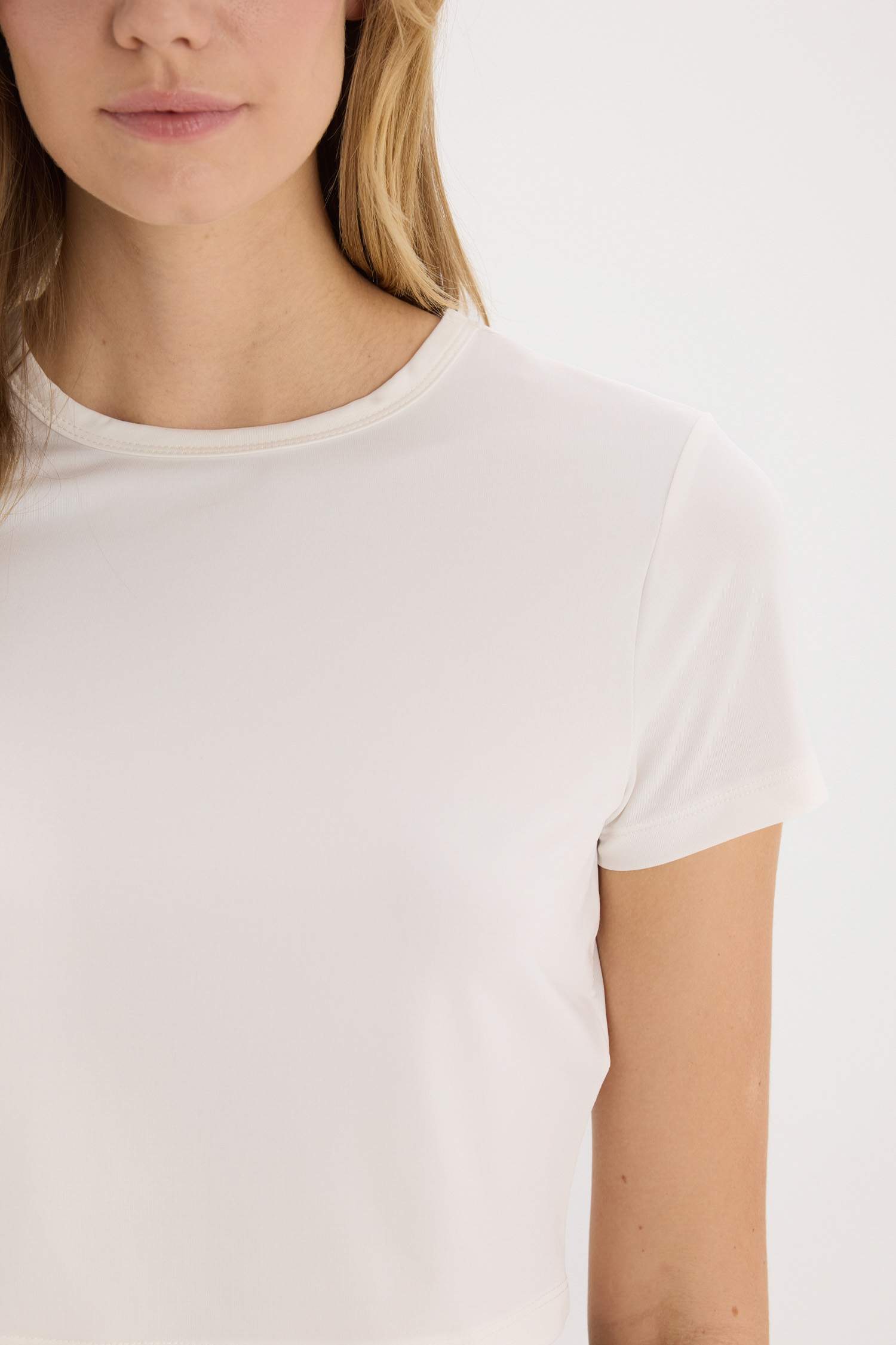 T-shirt de sport basique à manches courtes et col rond de DeFactoFit