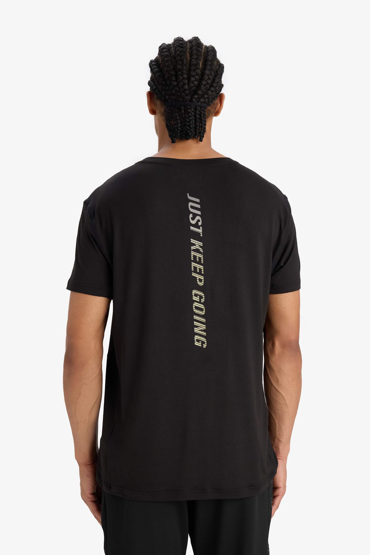 DeFactoFit Esnek Kumaş Standart Fit Bisiklet Yaka Sırt Baskılı Sporcu Kısa Kollu Tişört