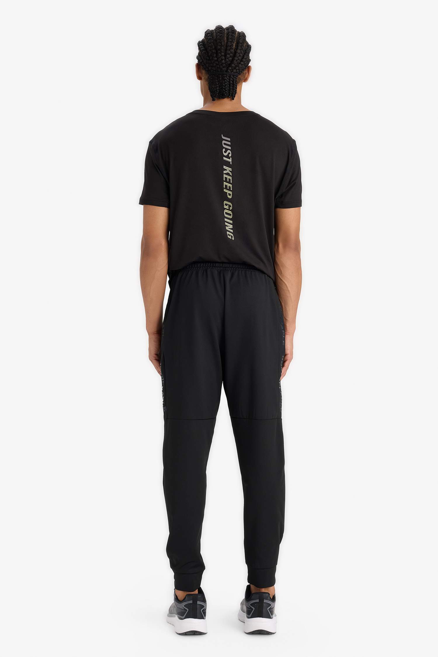 DeFactoFit Sporcu Standart Fit Jogger Eşofman Altı İçi Yumuşak Tüylü Skuba Dalgıç Kumaş