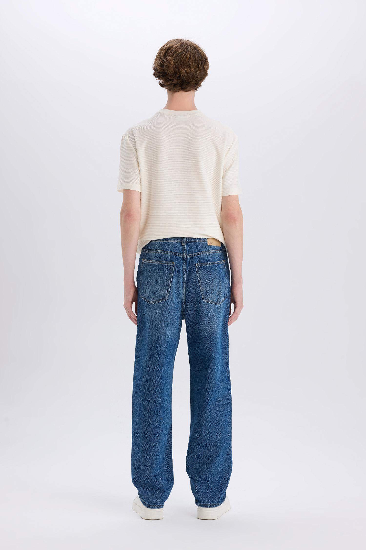 بنطلون قطن باجي فيت برجل عادي وتأثير باهت