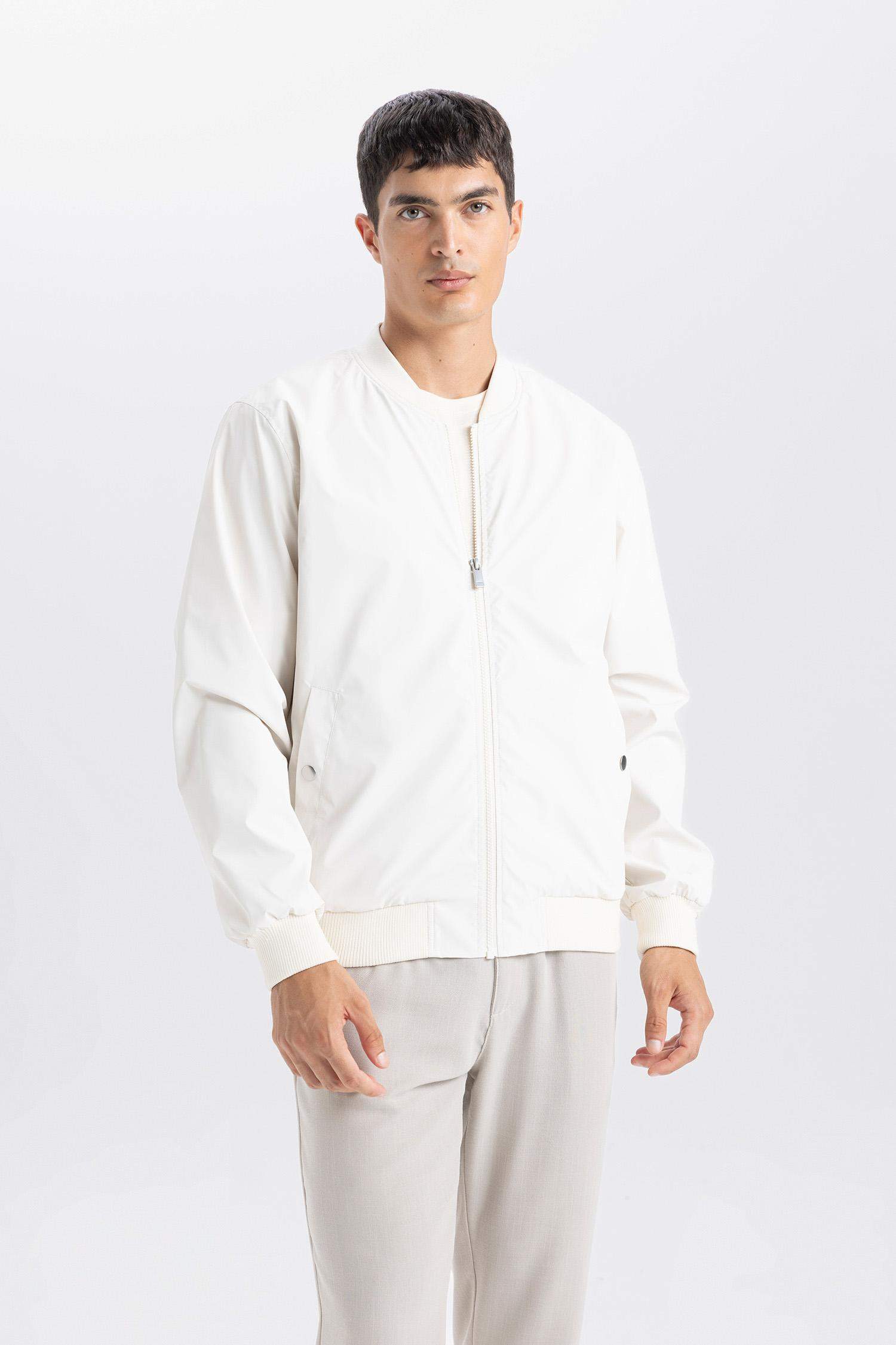 Su İtici Slim Fit Dar Kesim Bomber Kolej Yaka Fermuarlı Çift Cepli Mevsimlik Hafif Mont