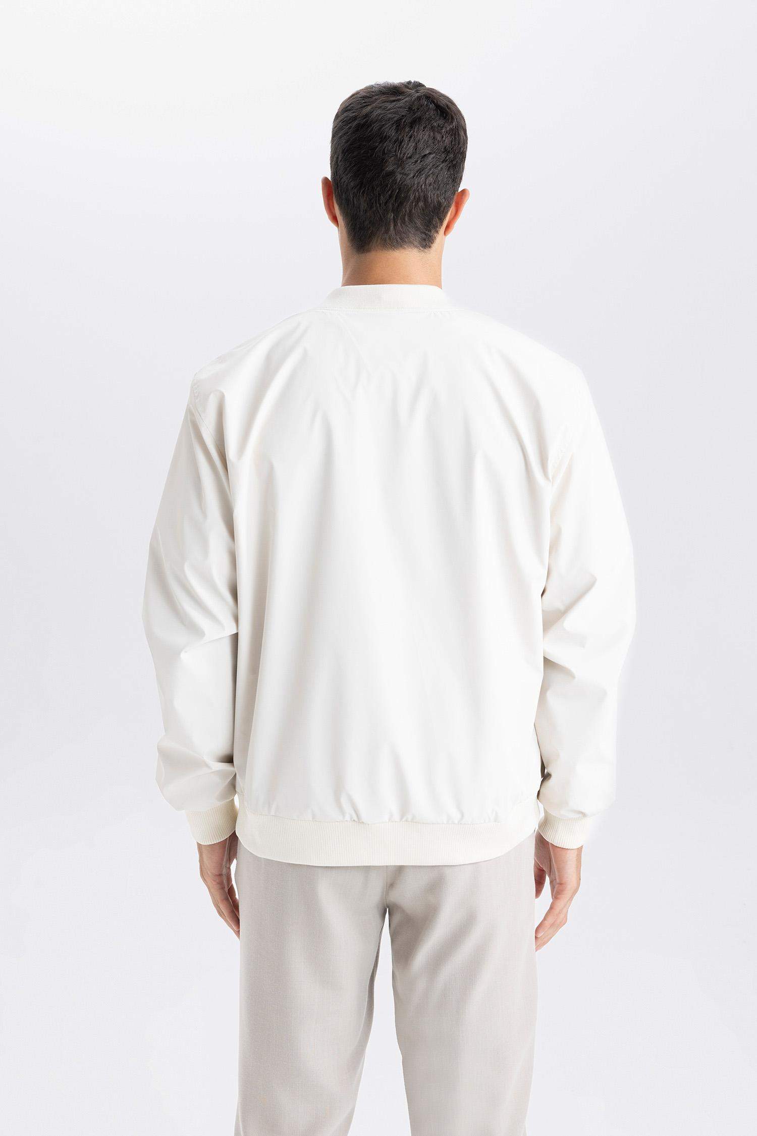 Su İtici Slim Fit Dar Kesim Bomber Kolej Yaka Fermuarlı Çift Cepli Mevsimlik Hafif Mont