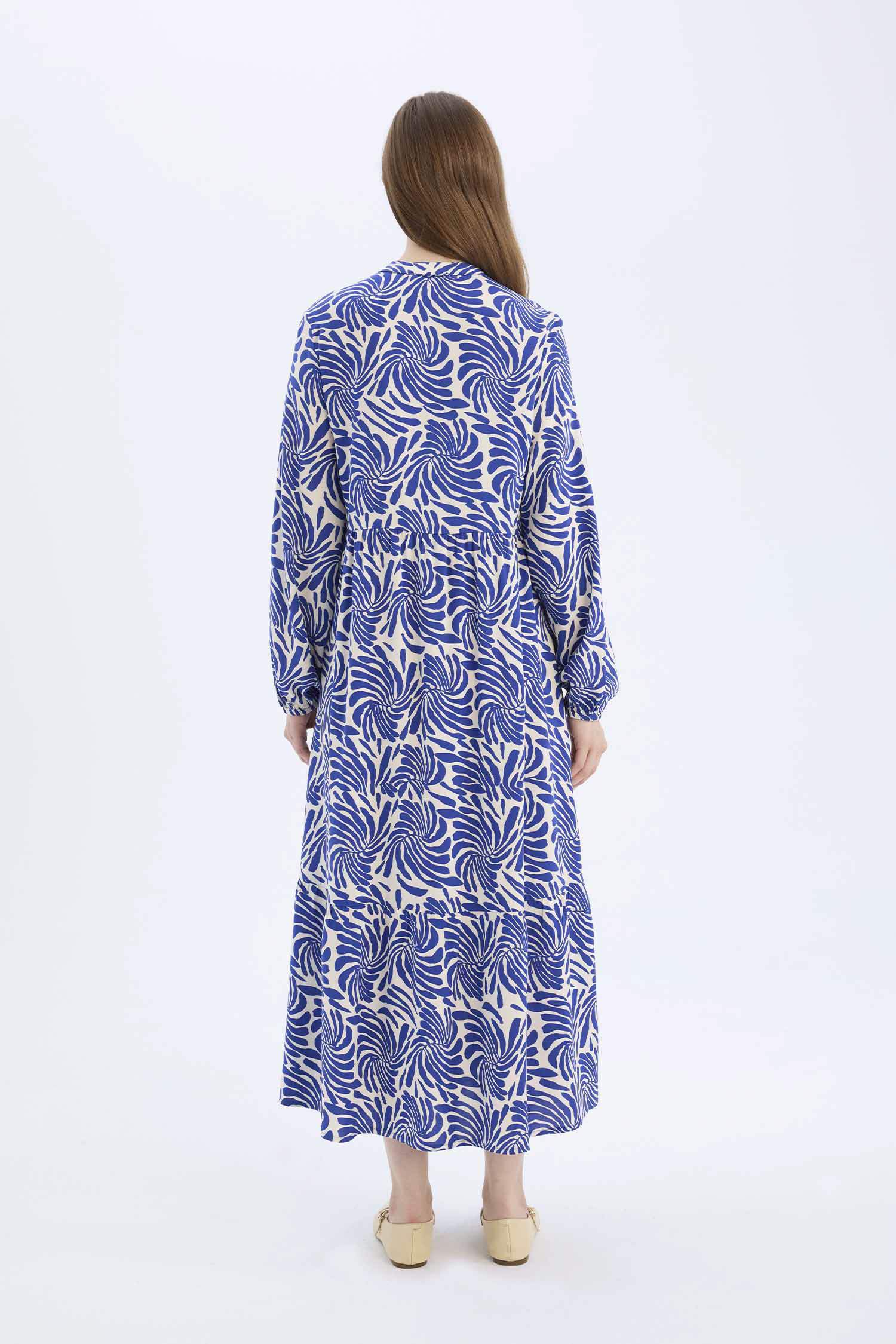 فستان طويل مطبوع من فيسكوز برقبة مستديرة