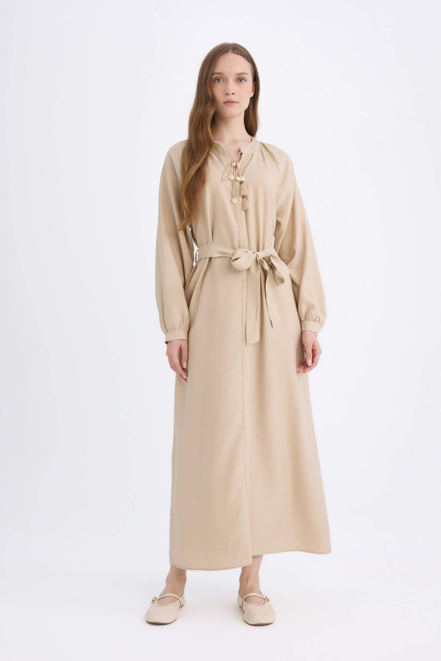 Relax Fit Hakim Yaka Uzun Kollu Kuşaklı Maxi Tesettür Elbise