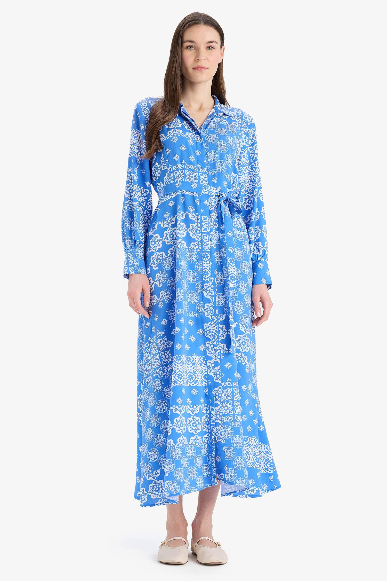 فستان طويل أزرق فيسكوز كم طويل مطبوع وياقة قميص