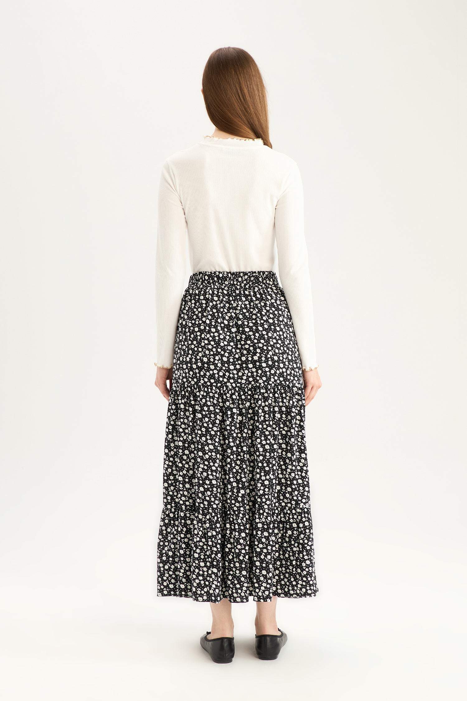 Çiçek Desenli Beli Bağcıklı Viskon Maxi Etek