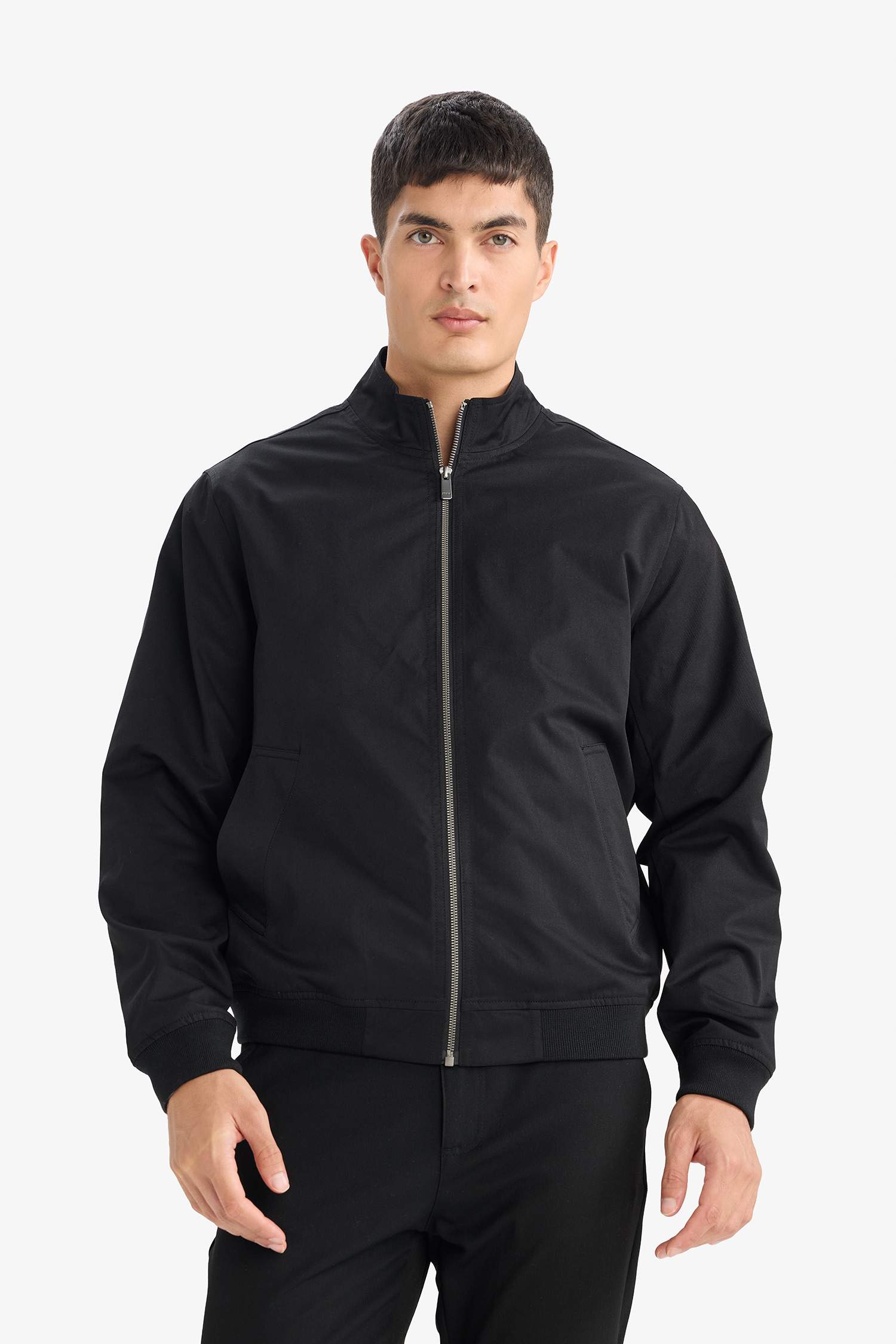 جاكيت سليم فيت بياخة عالية مبطن