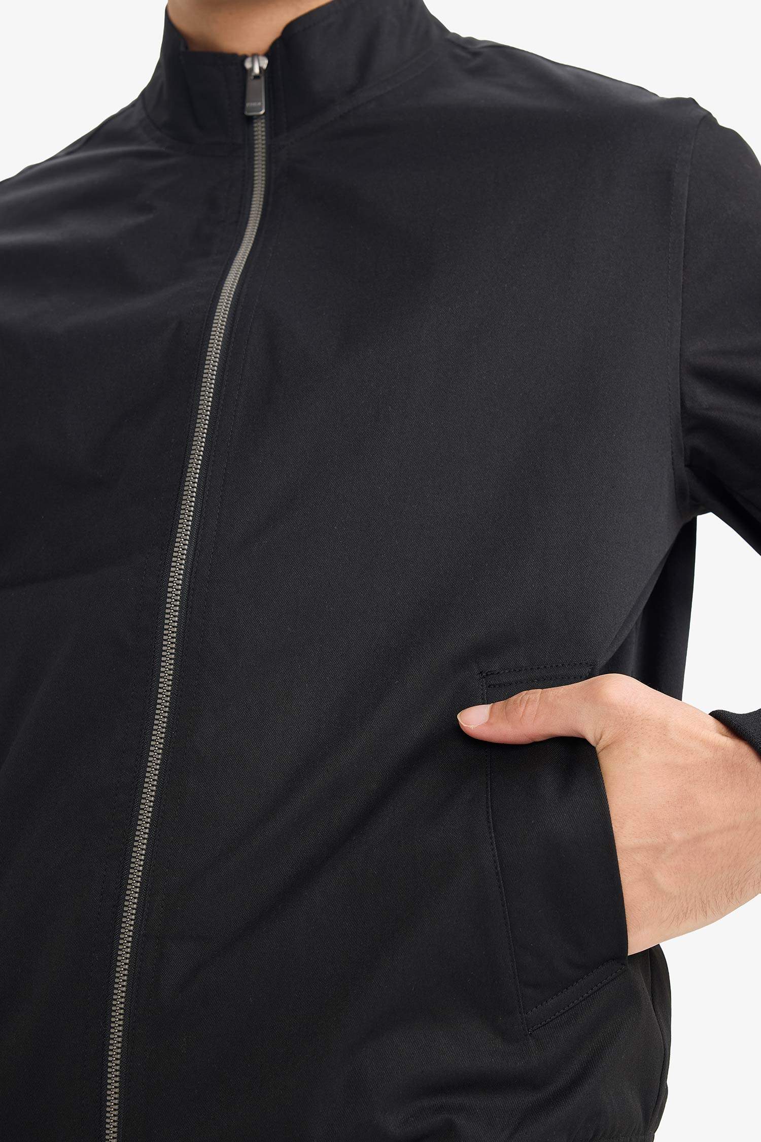 جاكيت سليم فيت بياخة عالية مبطن