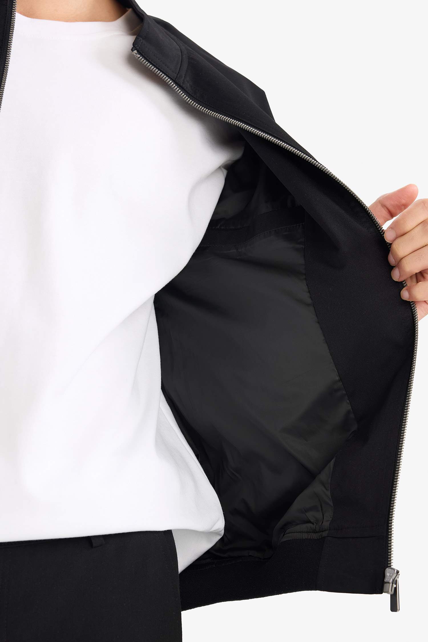 جاكيت سليم فيت بياخة عالية مبطن