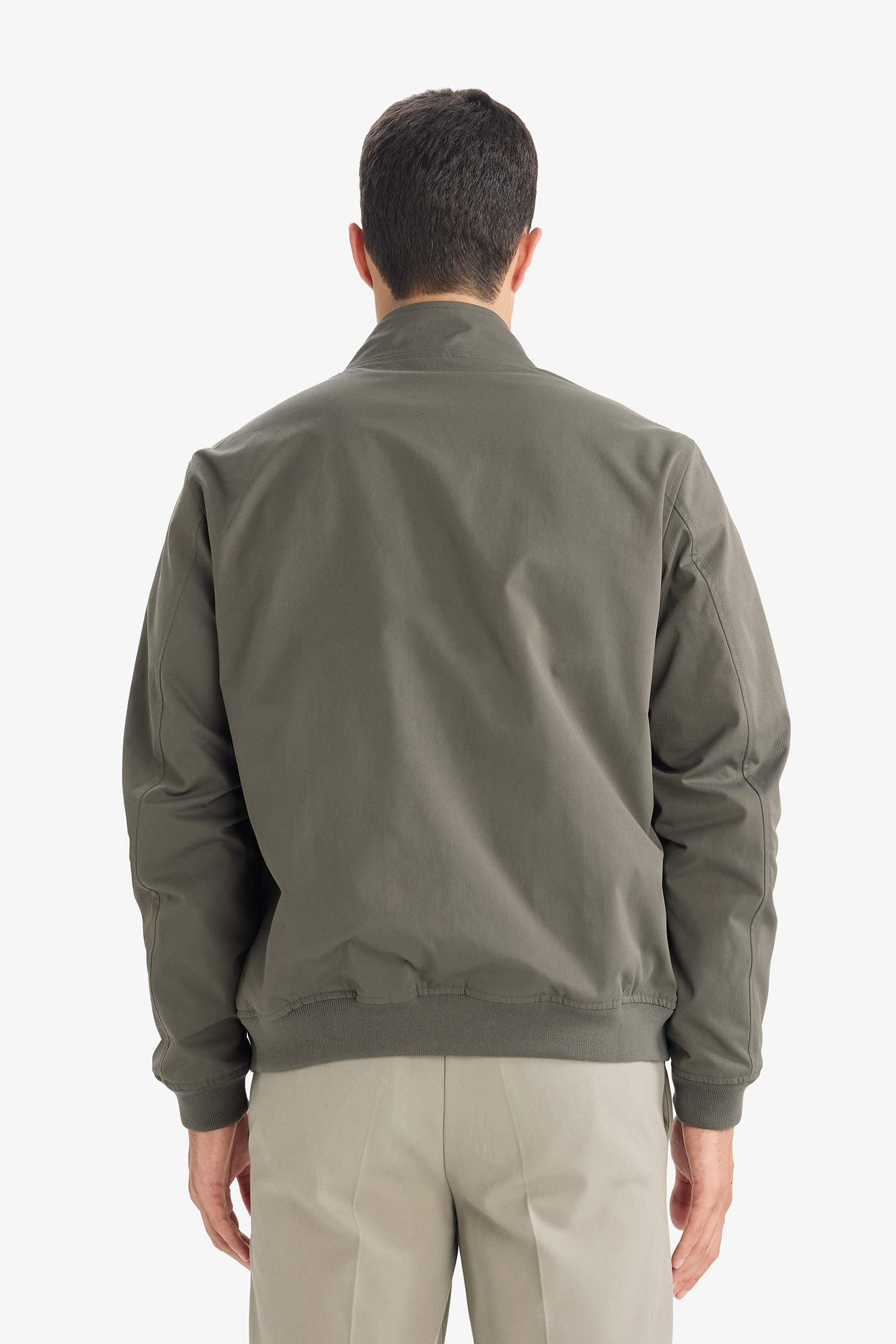 Slim Fit Astarlı Fermuarlı Mont