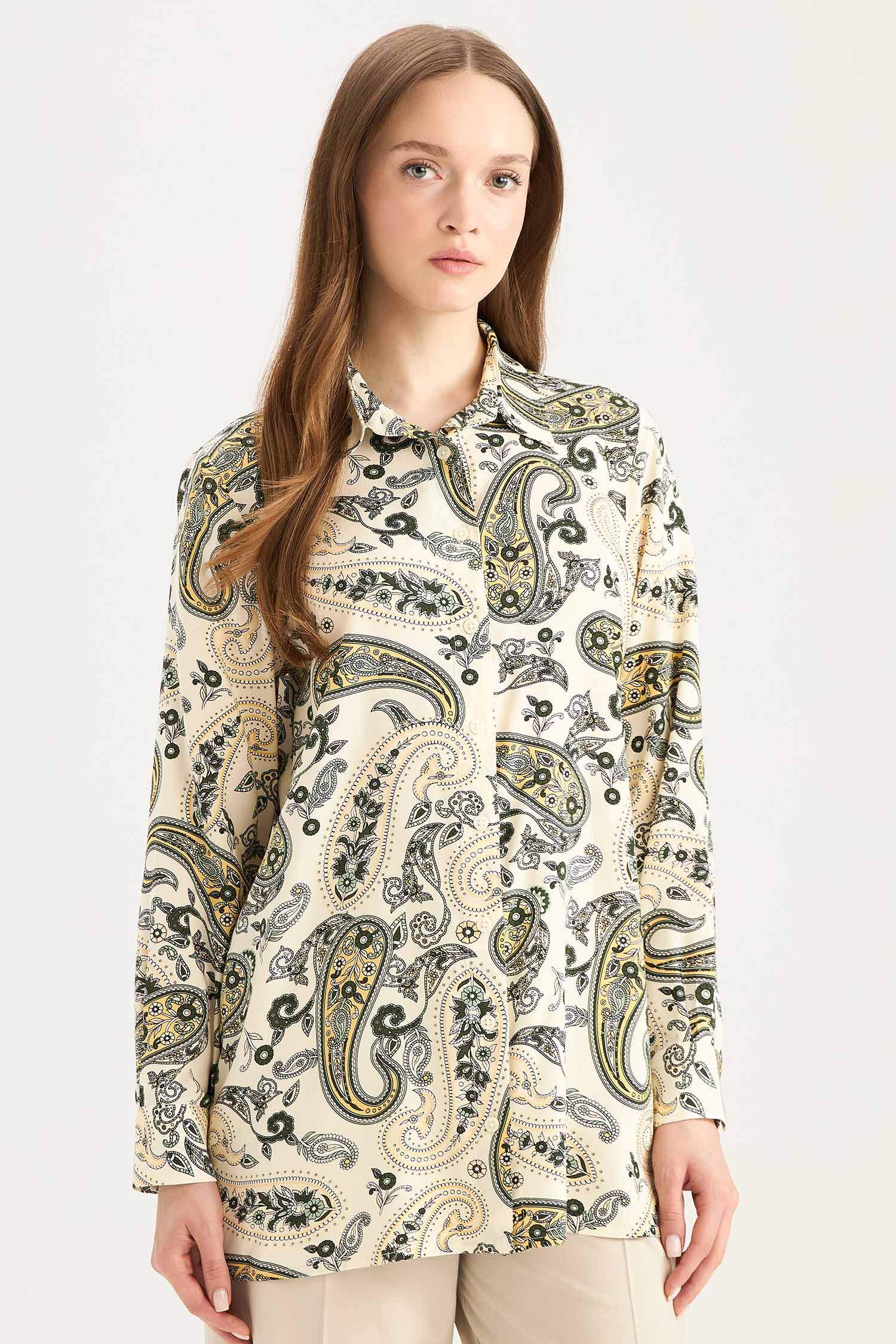 Relax Fit Gömlek Yaka Desenli Viskon Uzun Kollu Tunik 