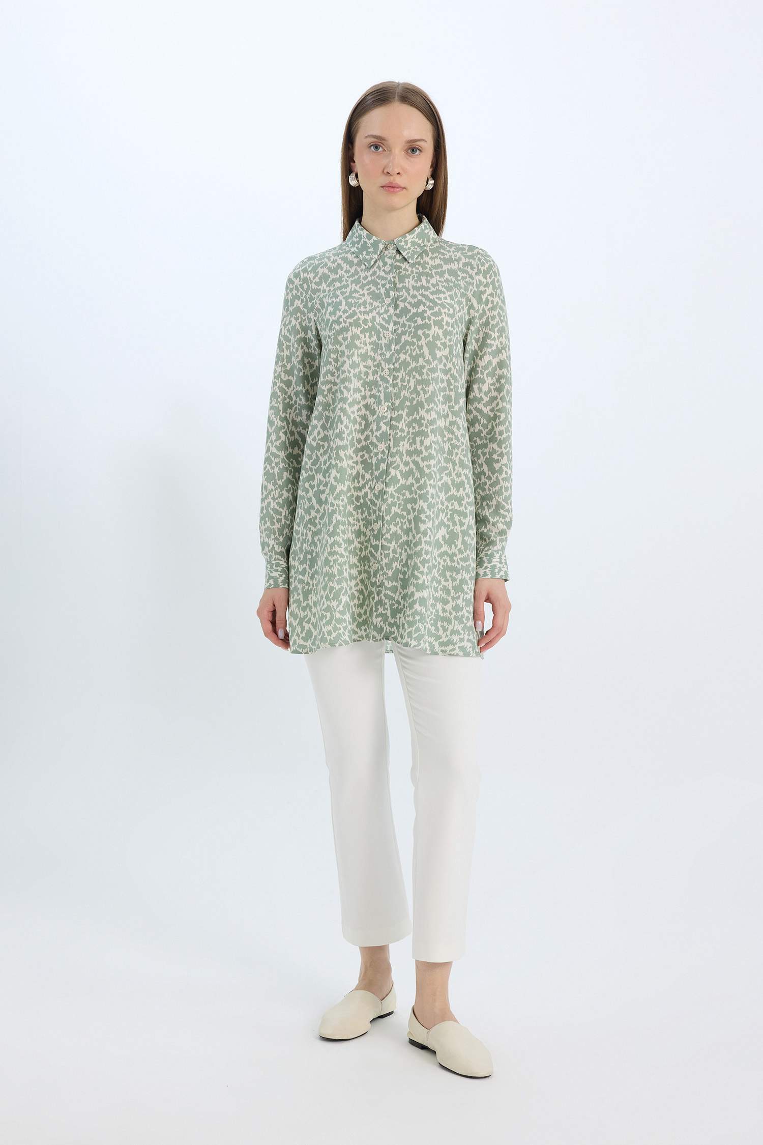 Relax Fit Gömlek Yaka Desenli Viskon Uzun Kollu Tunik