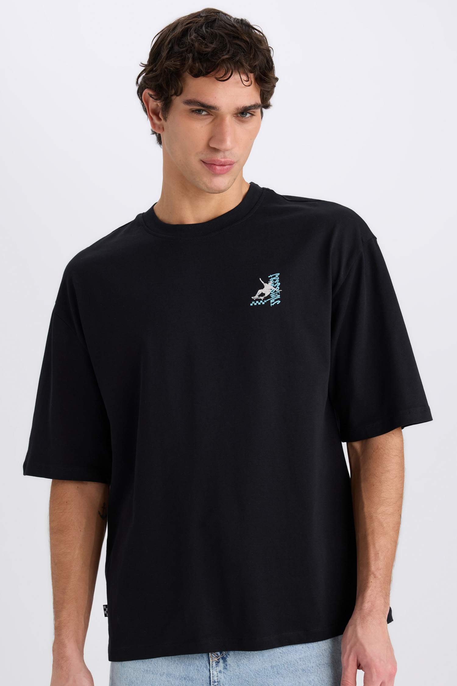 Loose fit футболка с круглым вырезом, с принтом на спине и короткими рукавами