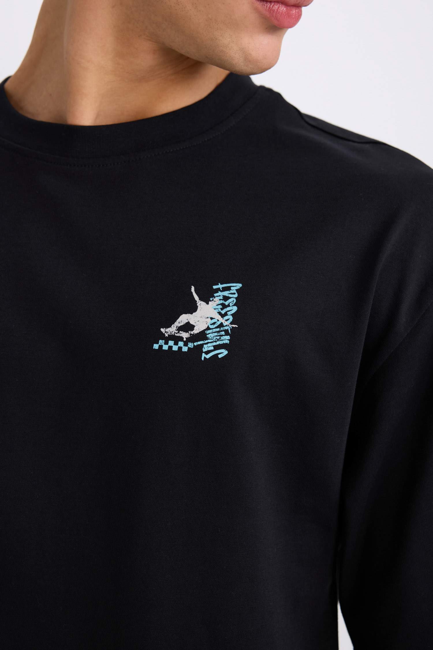 Loose fit футболка с круглым вырезом, с принтом на спине и короткими рукавами