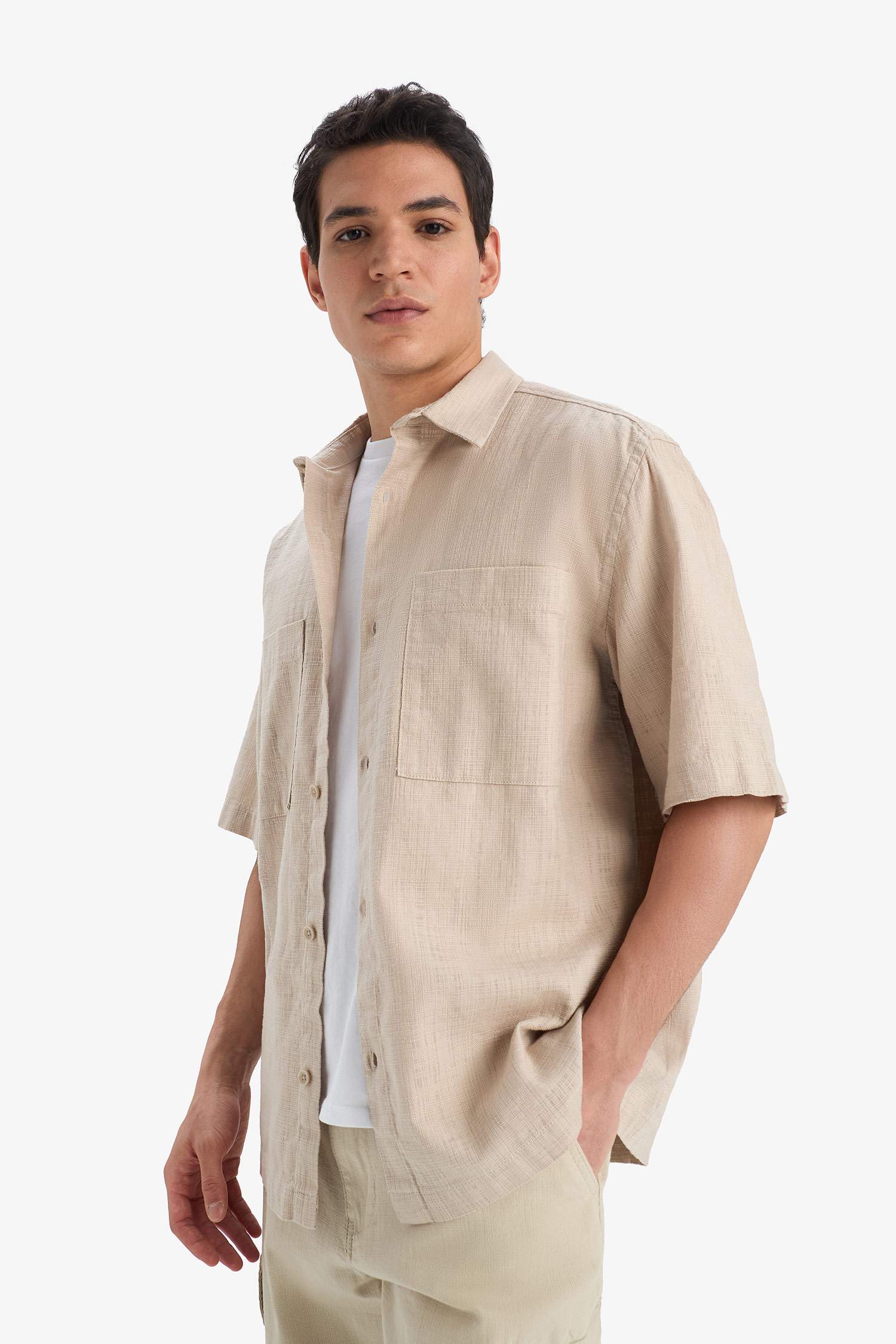 релакс пішімі Қысқа жеңді жейде