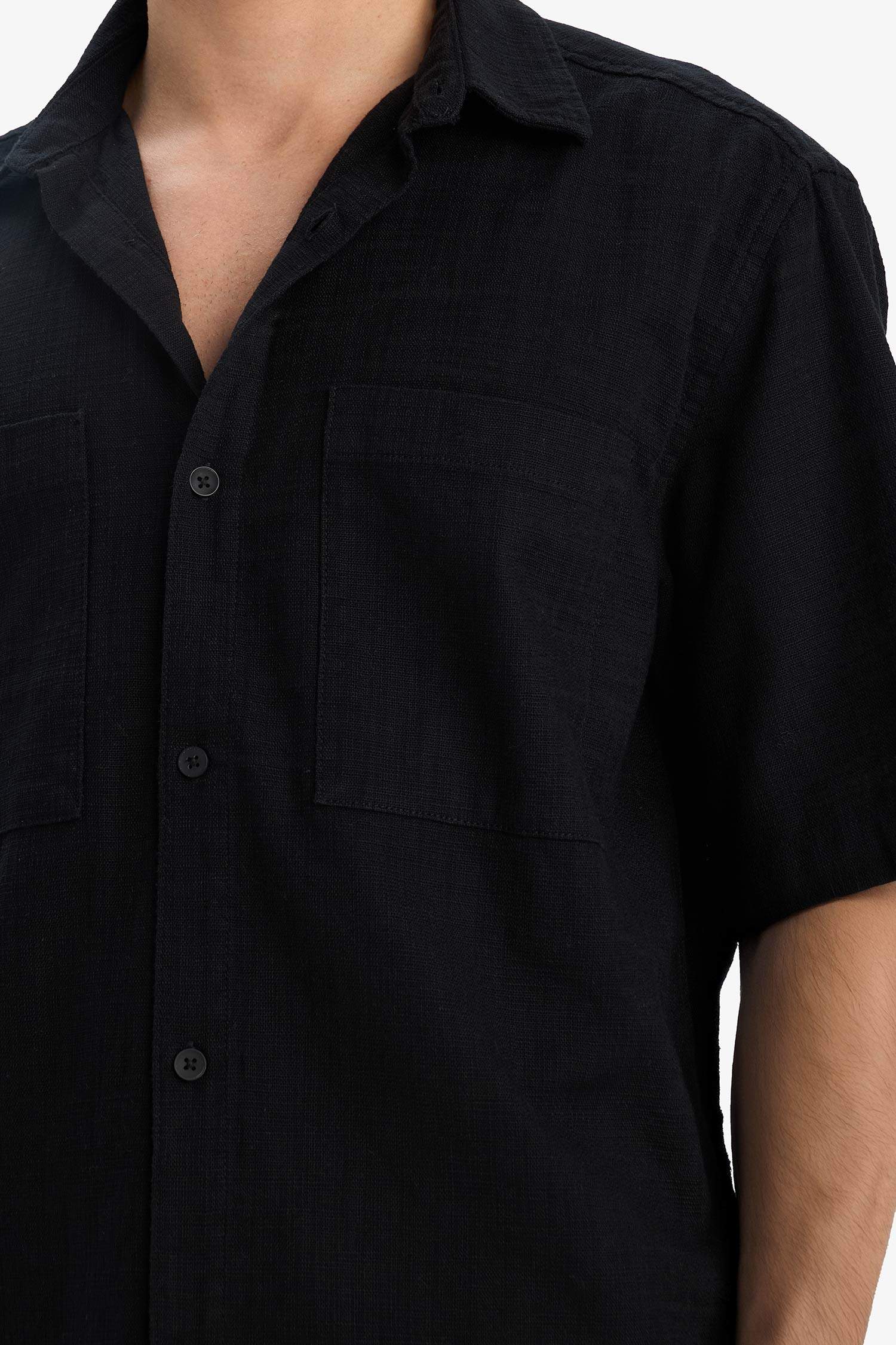 قميص نص كم من قطن قصة مريحة