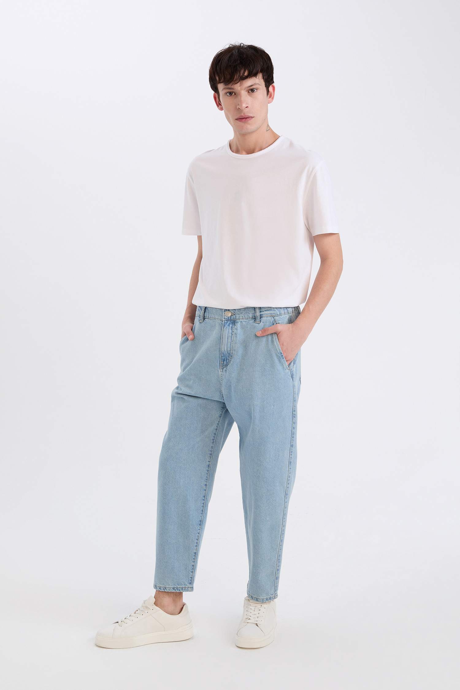 Relaxed Slouchy Fit широкий джинсы с эффектом стирки