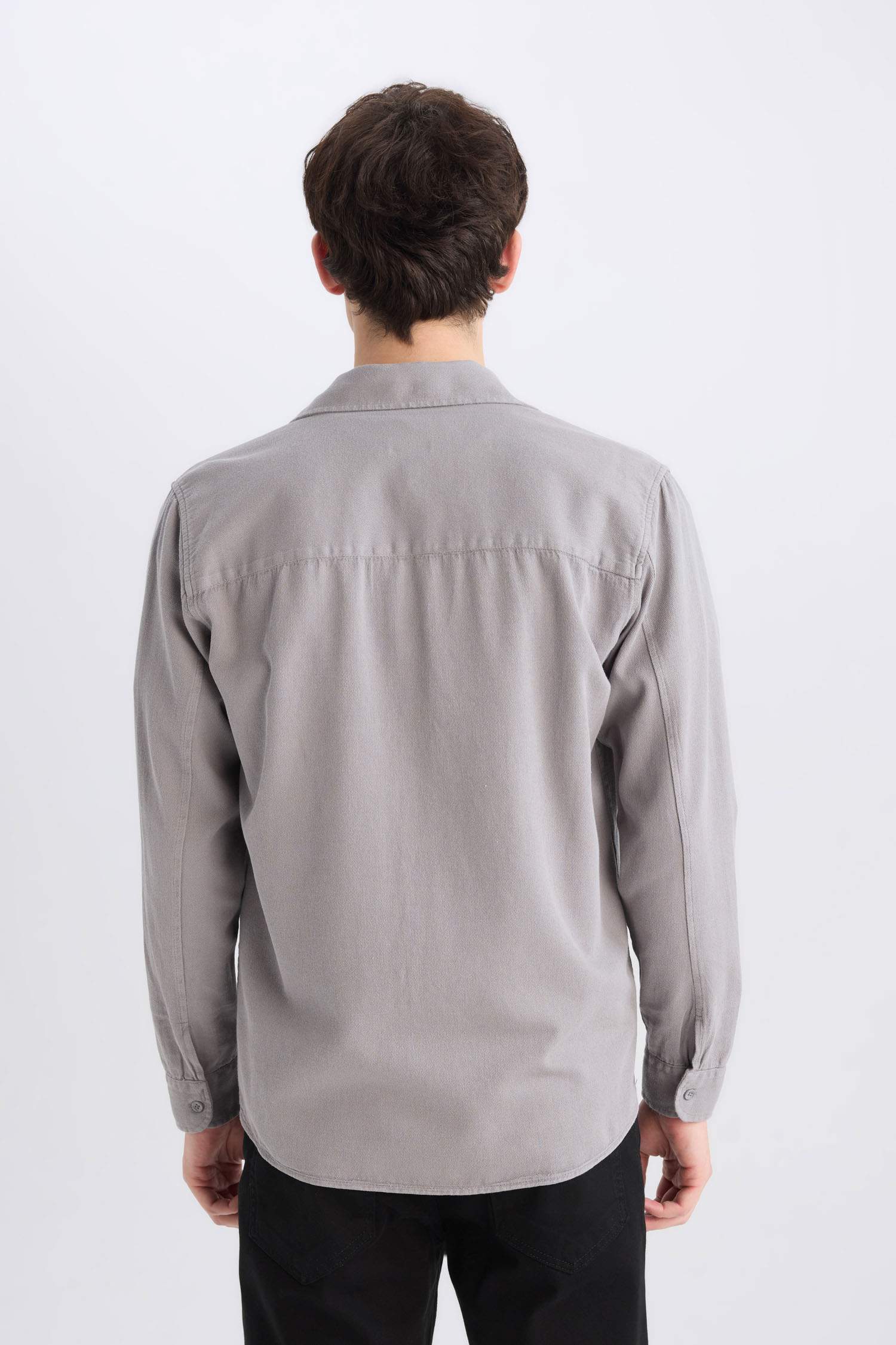 قميص قطن قصة عادية