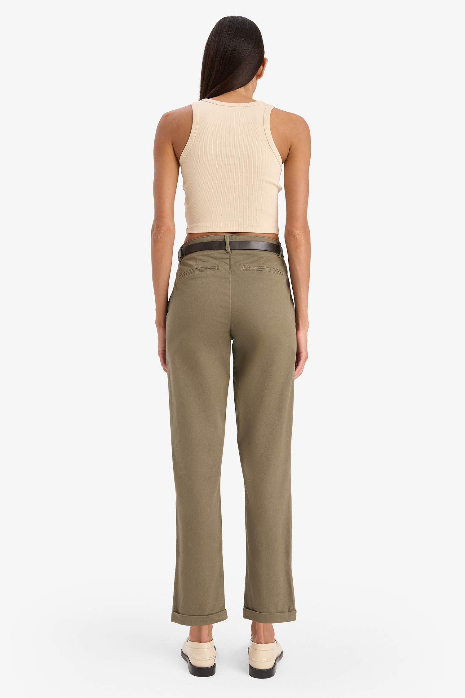 Pantalon Taille haute en Gabardine Coupe carotte avec poches