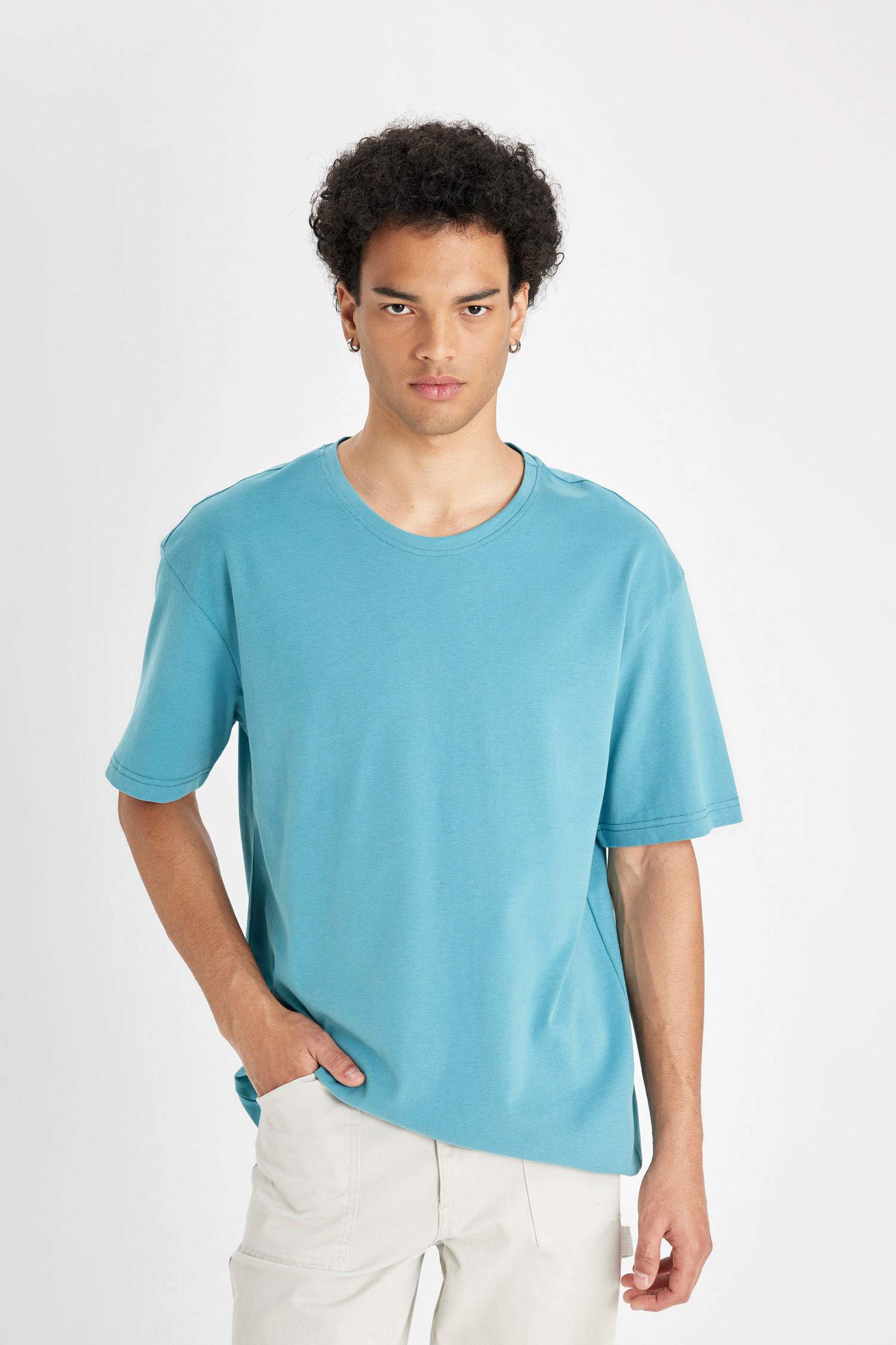 Boxy Fit Crew Neck Basic T-Shirt
