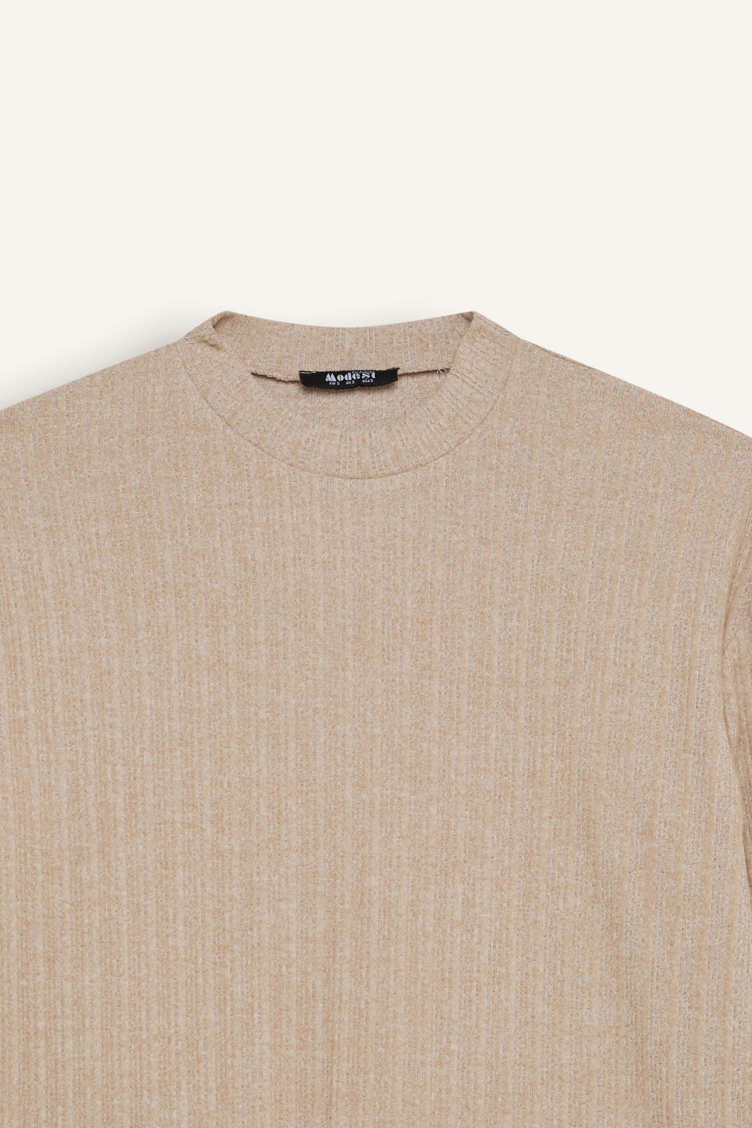 بلوزة طويلة مضلعة قصة مريحة بياخة مستديرة ببطانة ناعمة