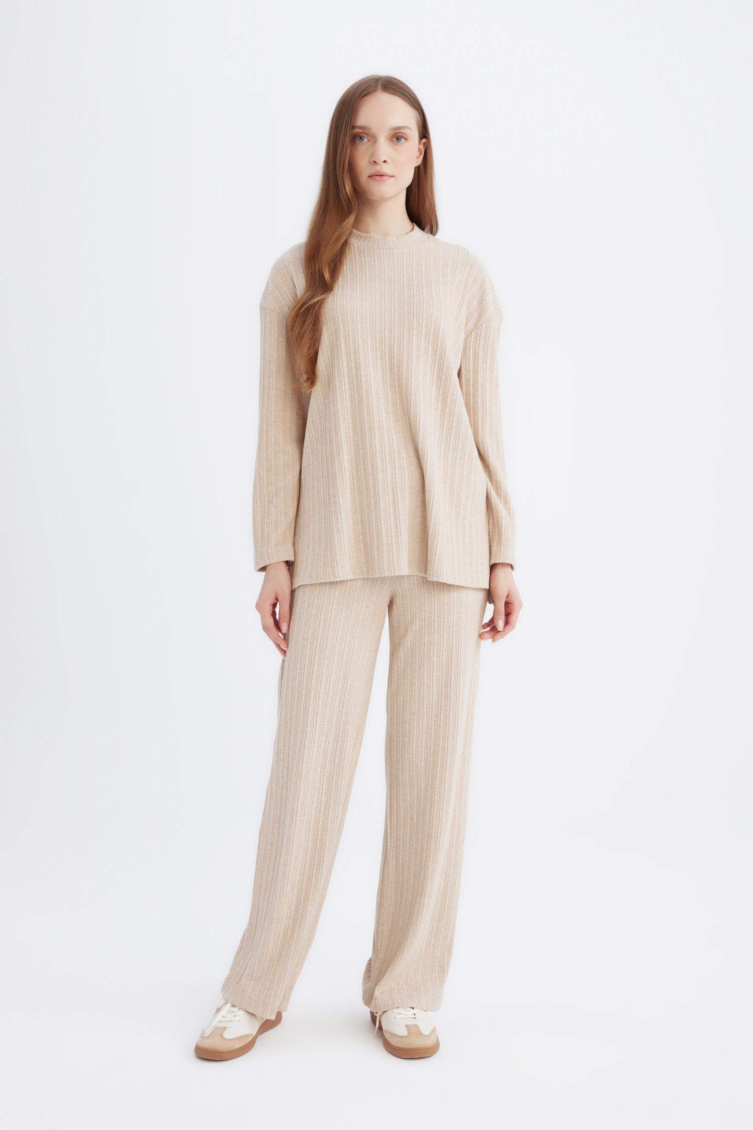 بنطرون سادة بيزك مضلع قصة عادية ببطانة ناعمة