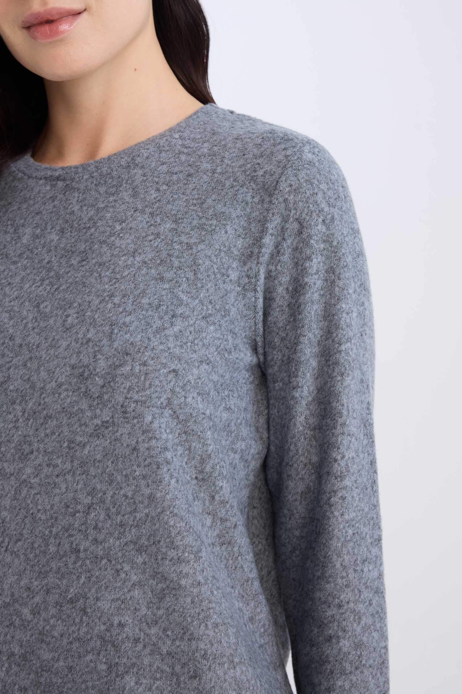 Regular Fit Bisiklet Yaka Casual Basic Düz Uzun Kollu Tişört