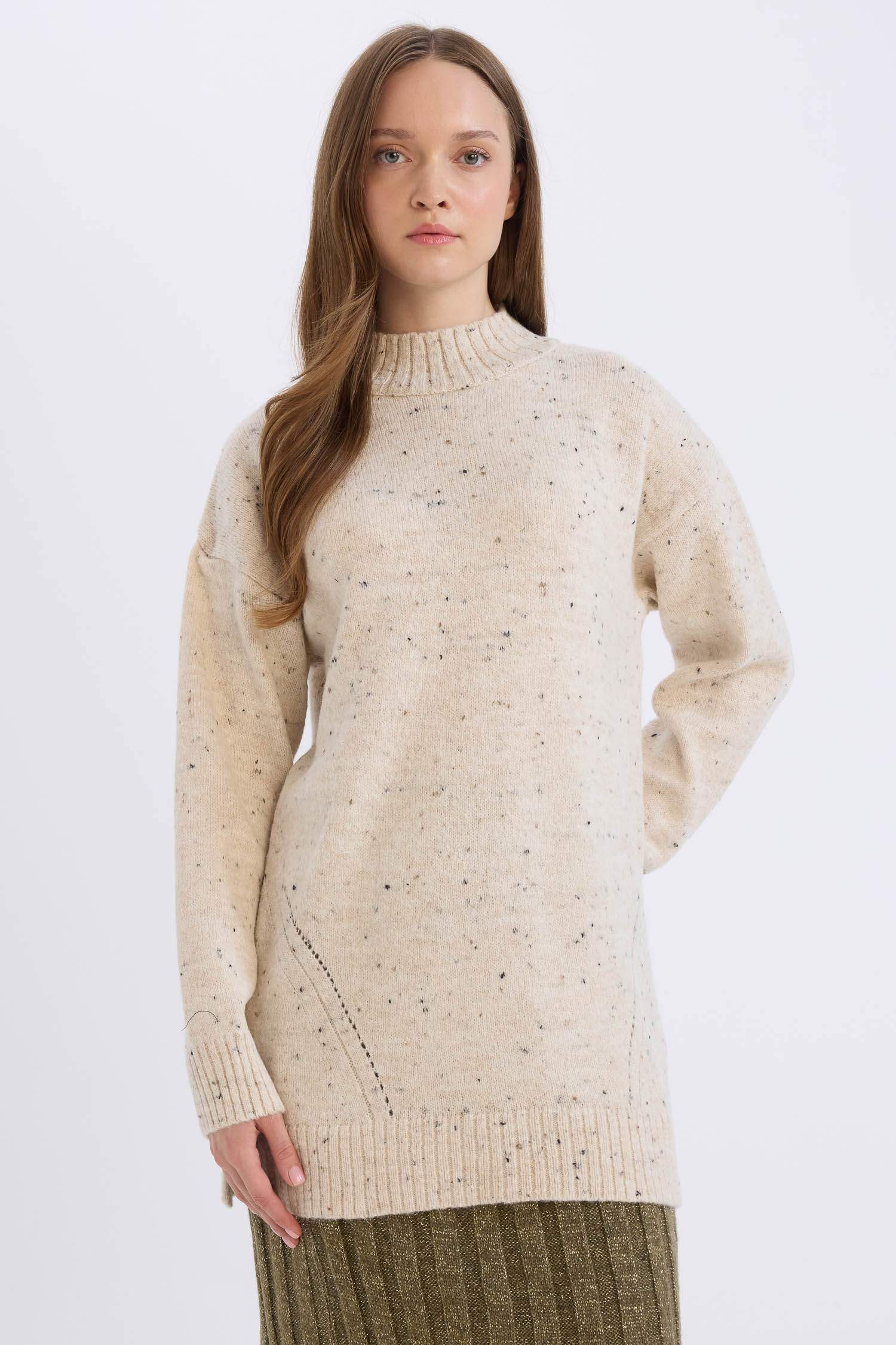 Relax Fit Yarım Balıkçı Yaka Nopeli Kumaş Triko Kazak Tunik