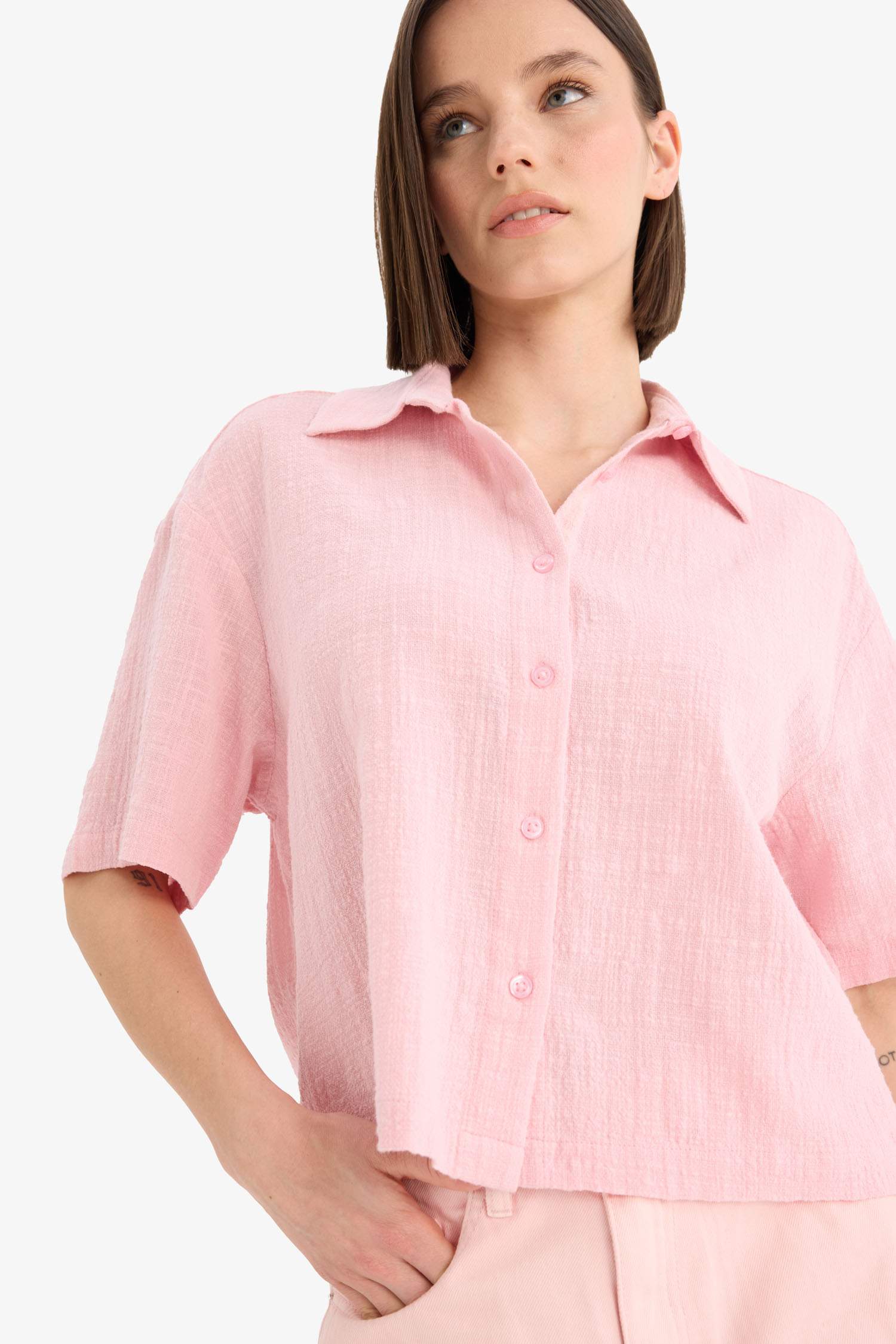 Рубашка оверсайз с короткими рукавами и льняной текстурой, коллекция Coool