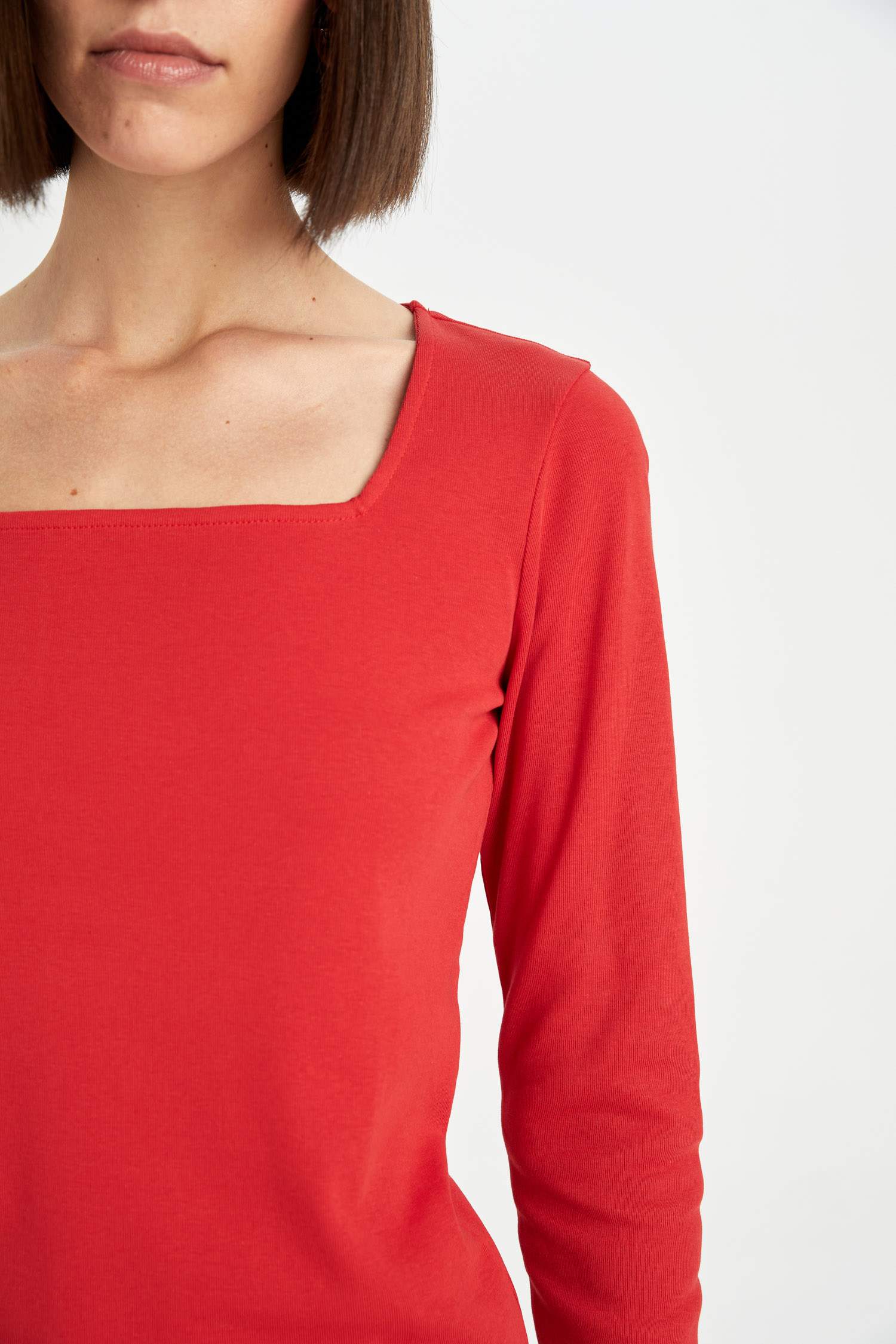 Regular Fit Kare Yaka Basic Düz Fitilli Kaşkorse Uzun Kollu Kırmızı Tişört