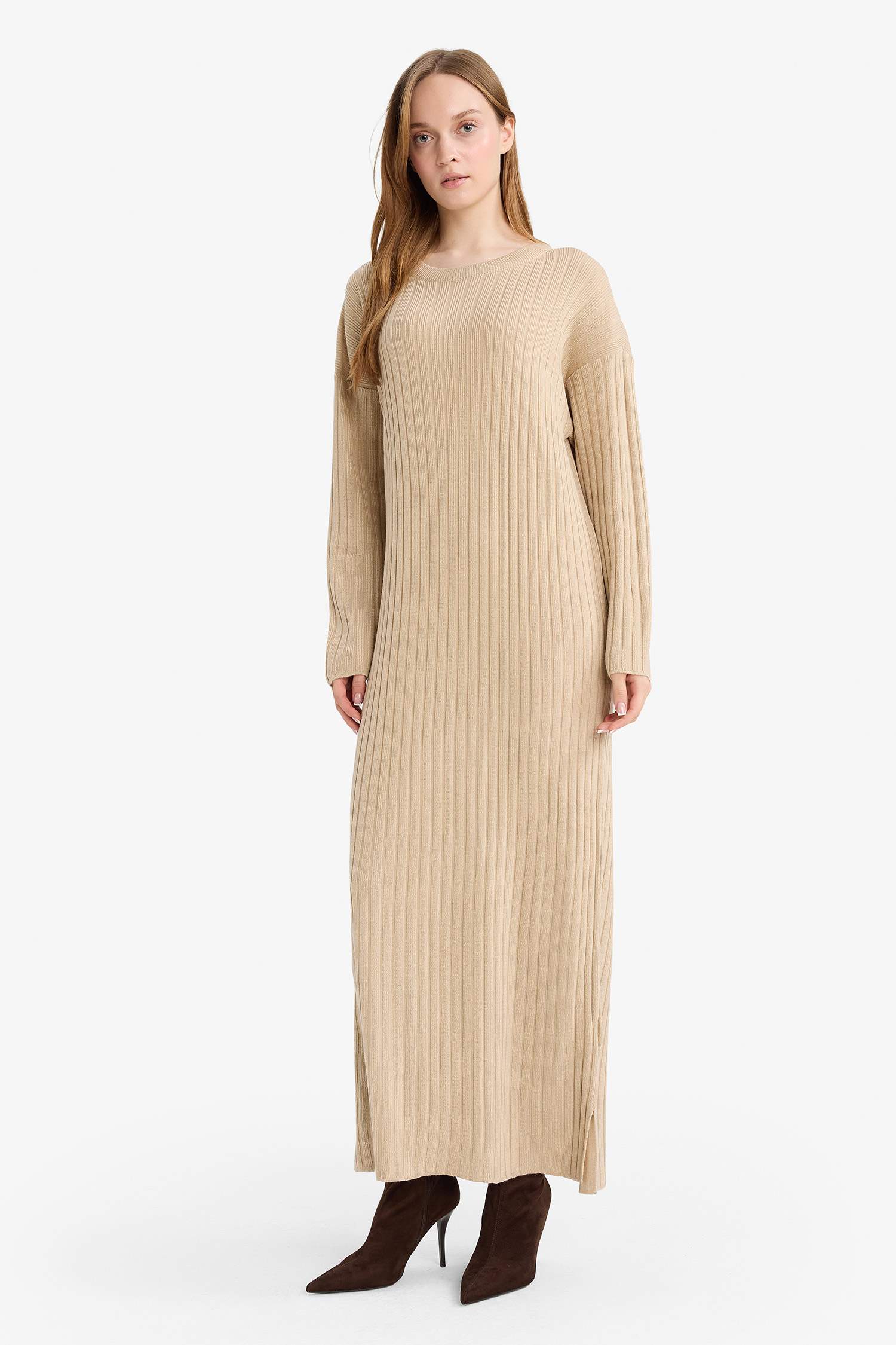 فستان كم طويل قصة عادية