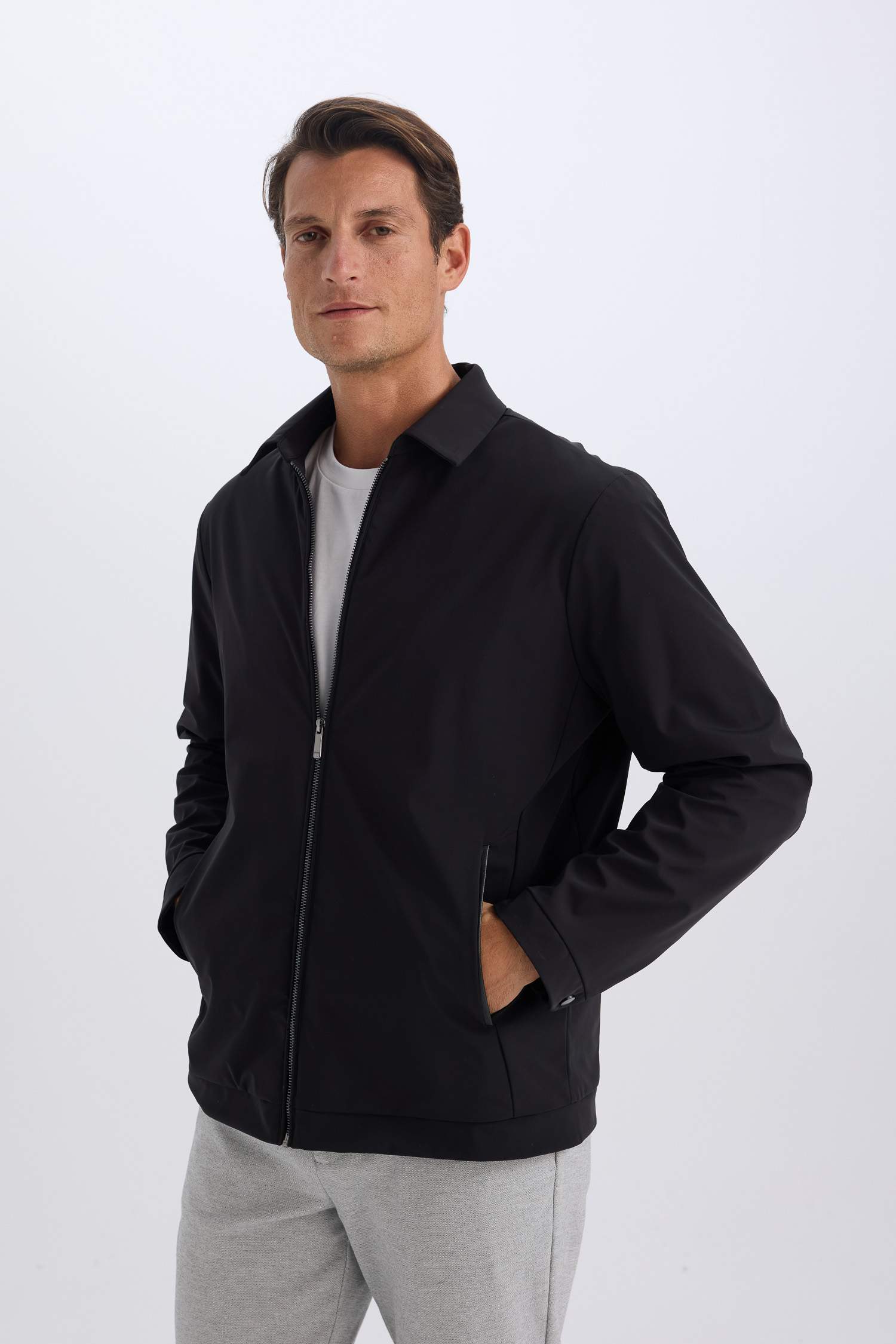 Slim Fit Dar Kesim Polo Yaka Astarlı Fermuarlı Mont