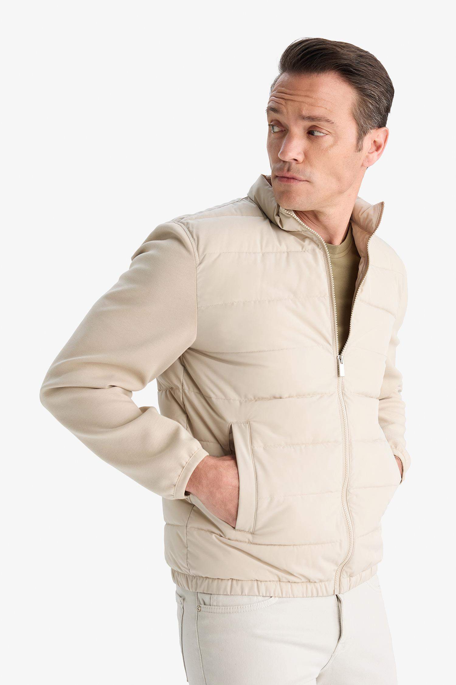 Su İtici Rüzgar Geçirmez Slim Fit Dar Kesim Astarlı Fermuarlı Cepli Mont