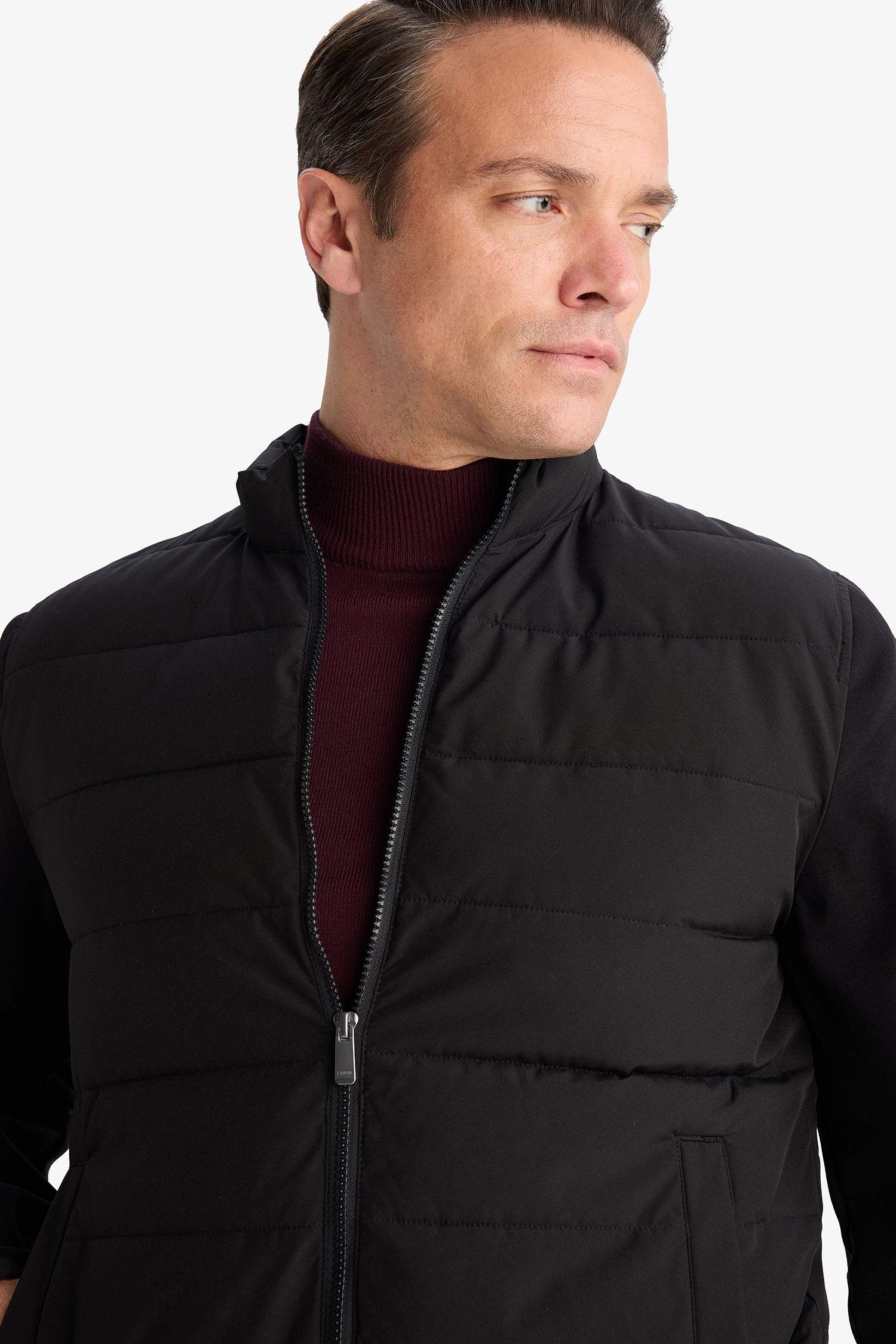 Su İtici Rüzgar Geçirmez Slim Fit Dar Kesim Astarlı Fermuarlı Cepli Mont