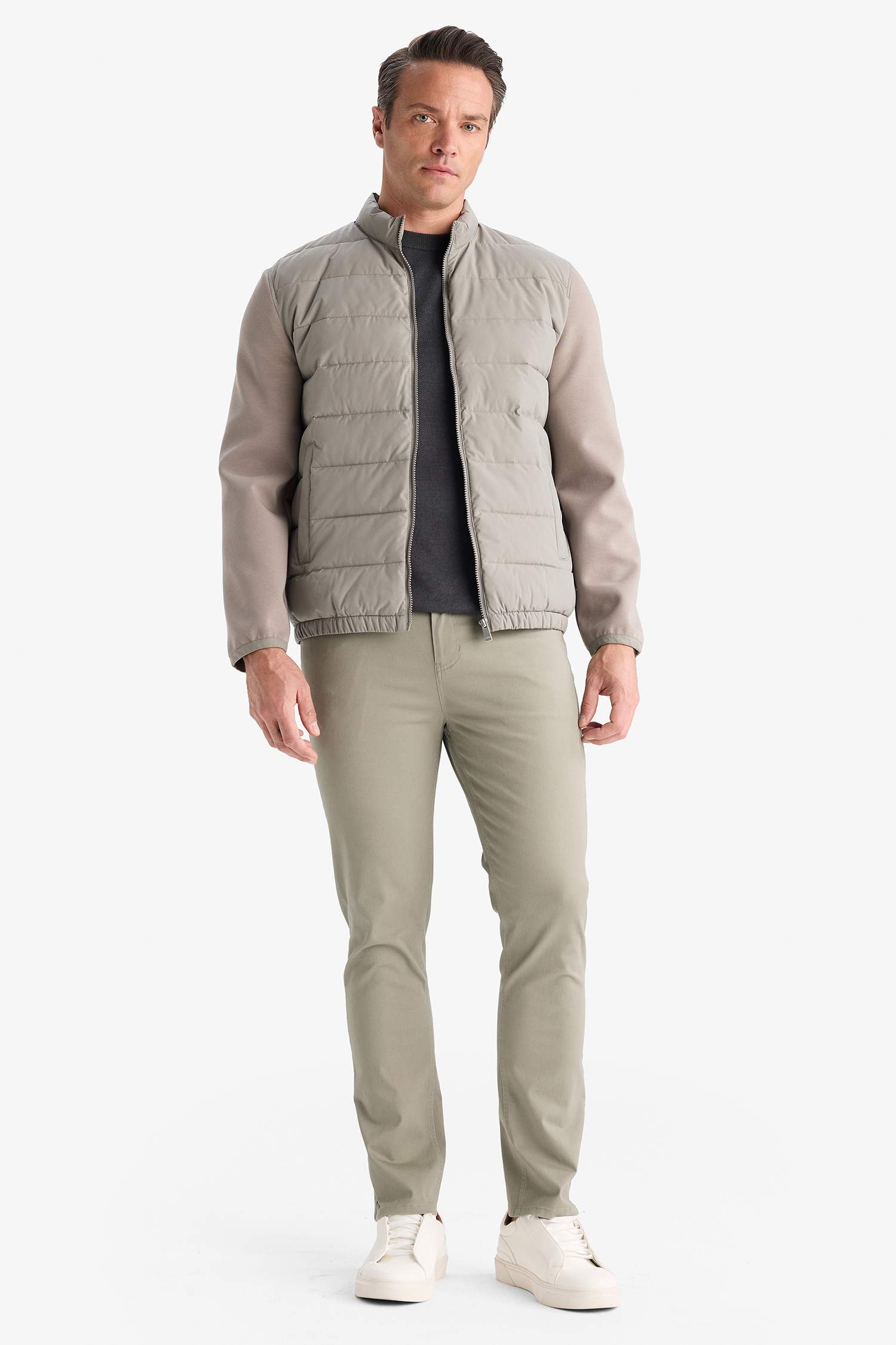 Su İtici Rüzgar Geçirmez Slim Fit Dar Kesim Astarlı Fermuarlı Cepli Mont