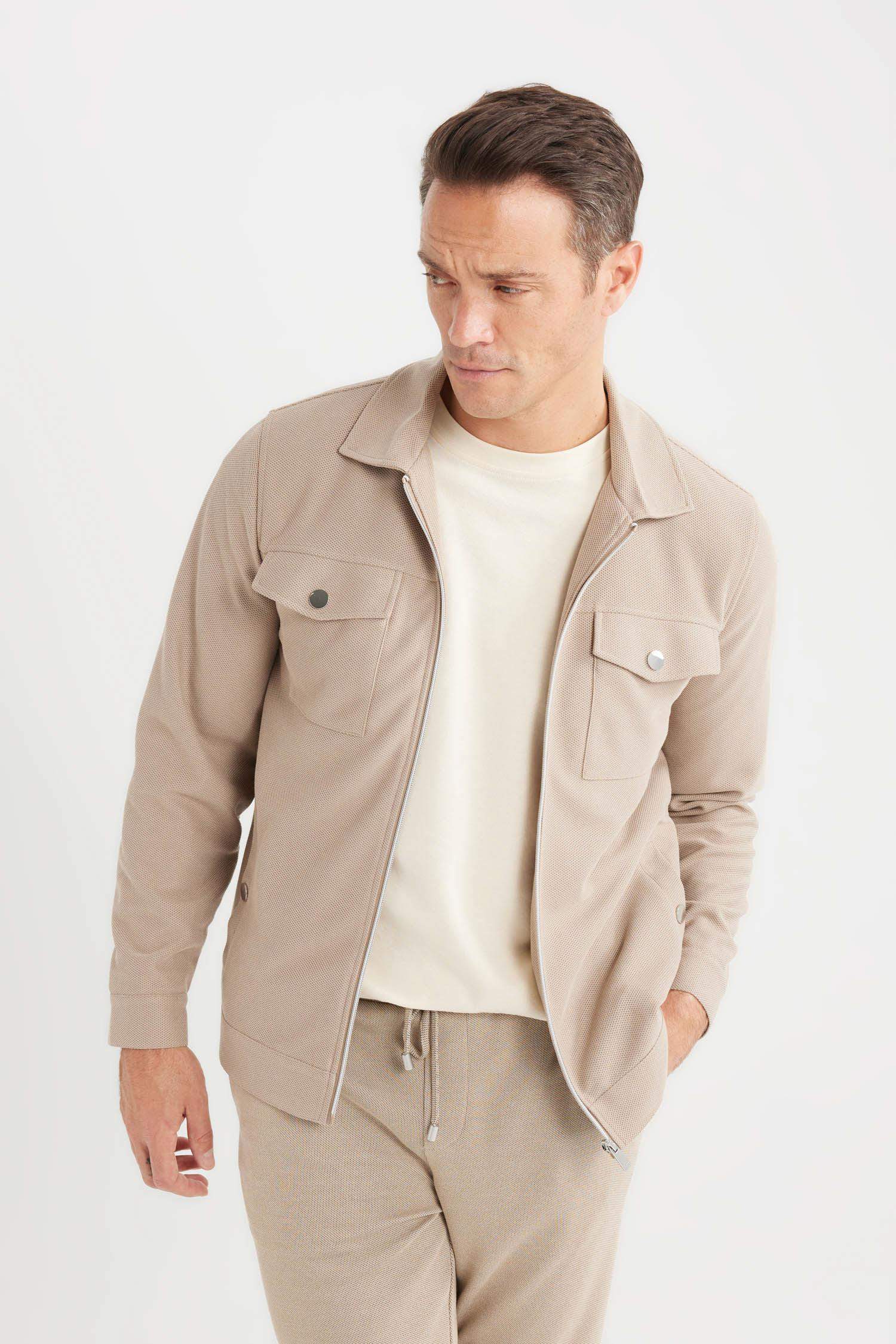 Slim Fit Dar Kesim Astarlı Fermuarlı Cepli Mevsimlik Baharlık Mont