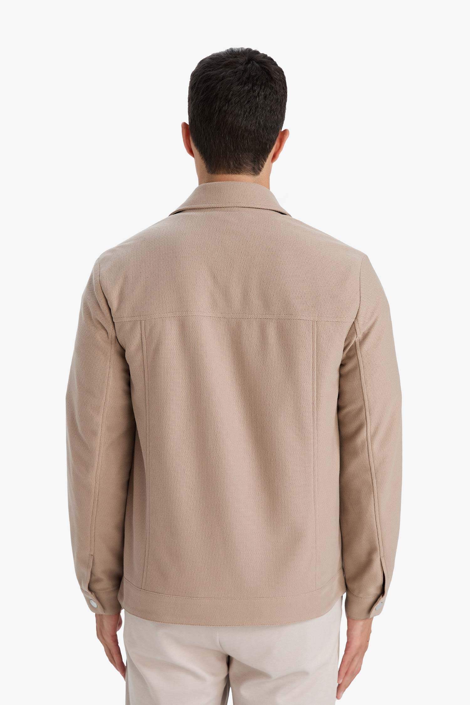 جاكيت دودون سليم فيت برقبة بولو مبطن