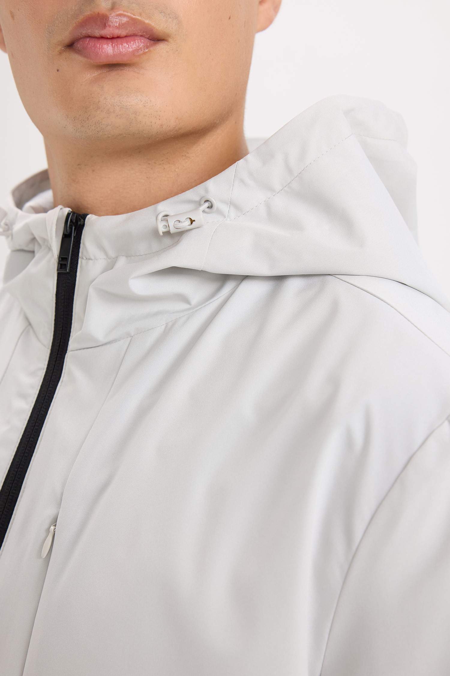 Regular Fit Kapüşonlu Pamuk Astarlı Fermuarlı Mevsimlik Baharlık Mont