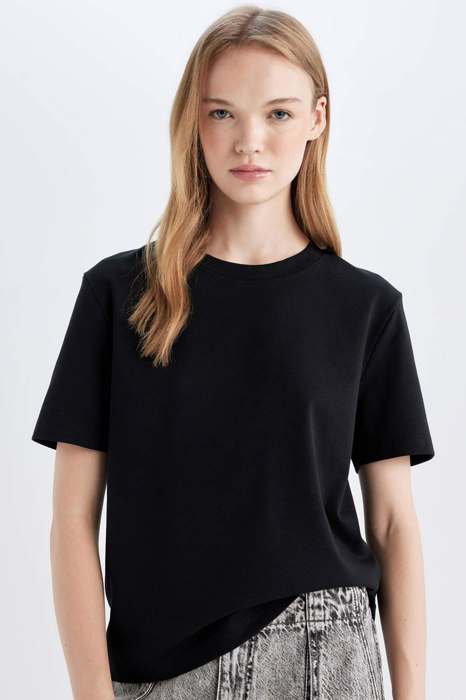 Regular Fit Bisiklet Yaka Basic Düz Kalın Kısa Kollu Siyah Tişört