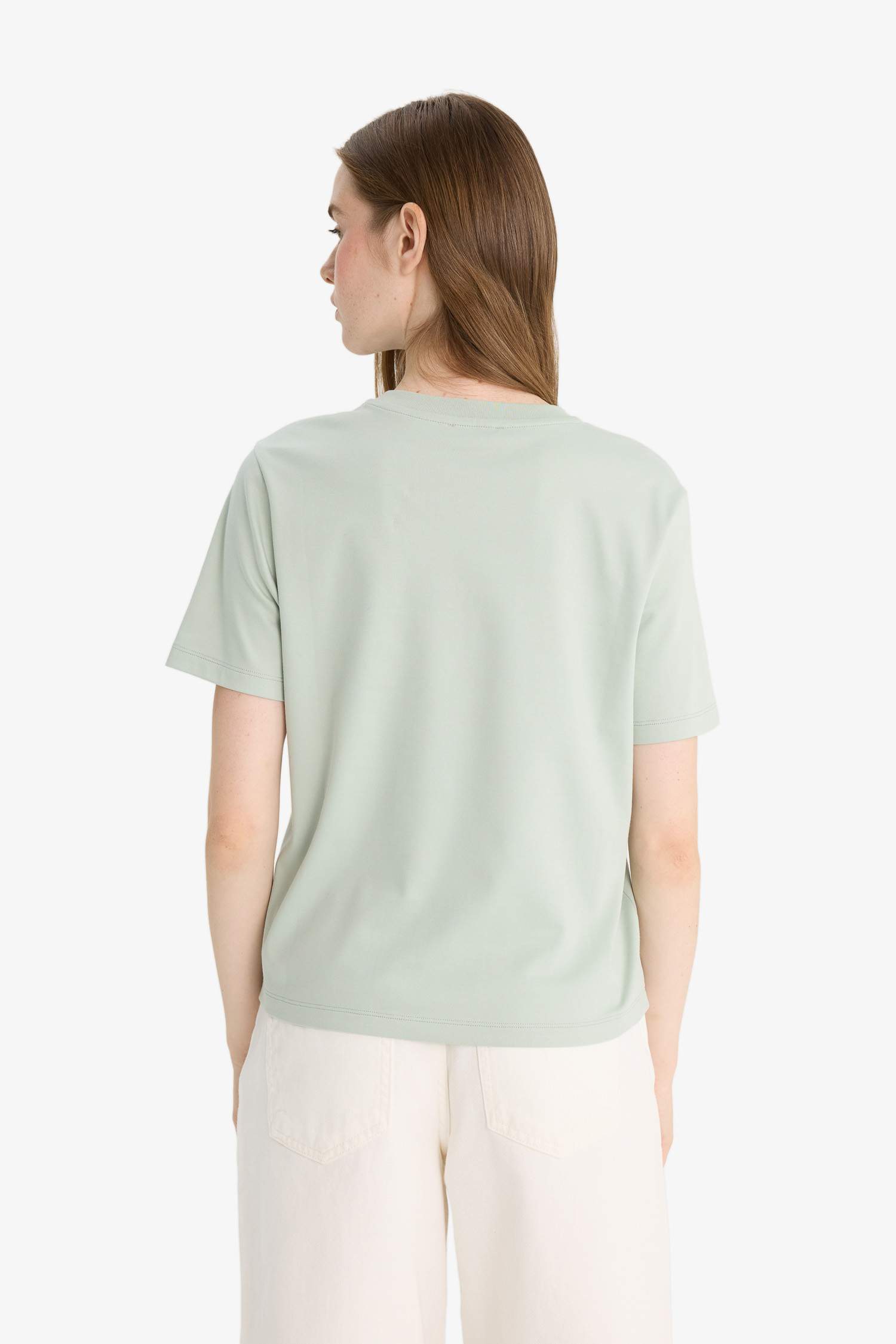 Регулярный фит, круглый вырез, футболка с коротким рукавом