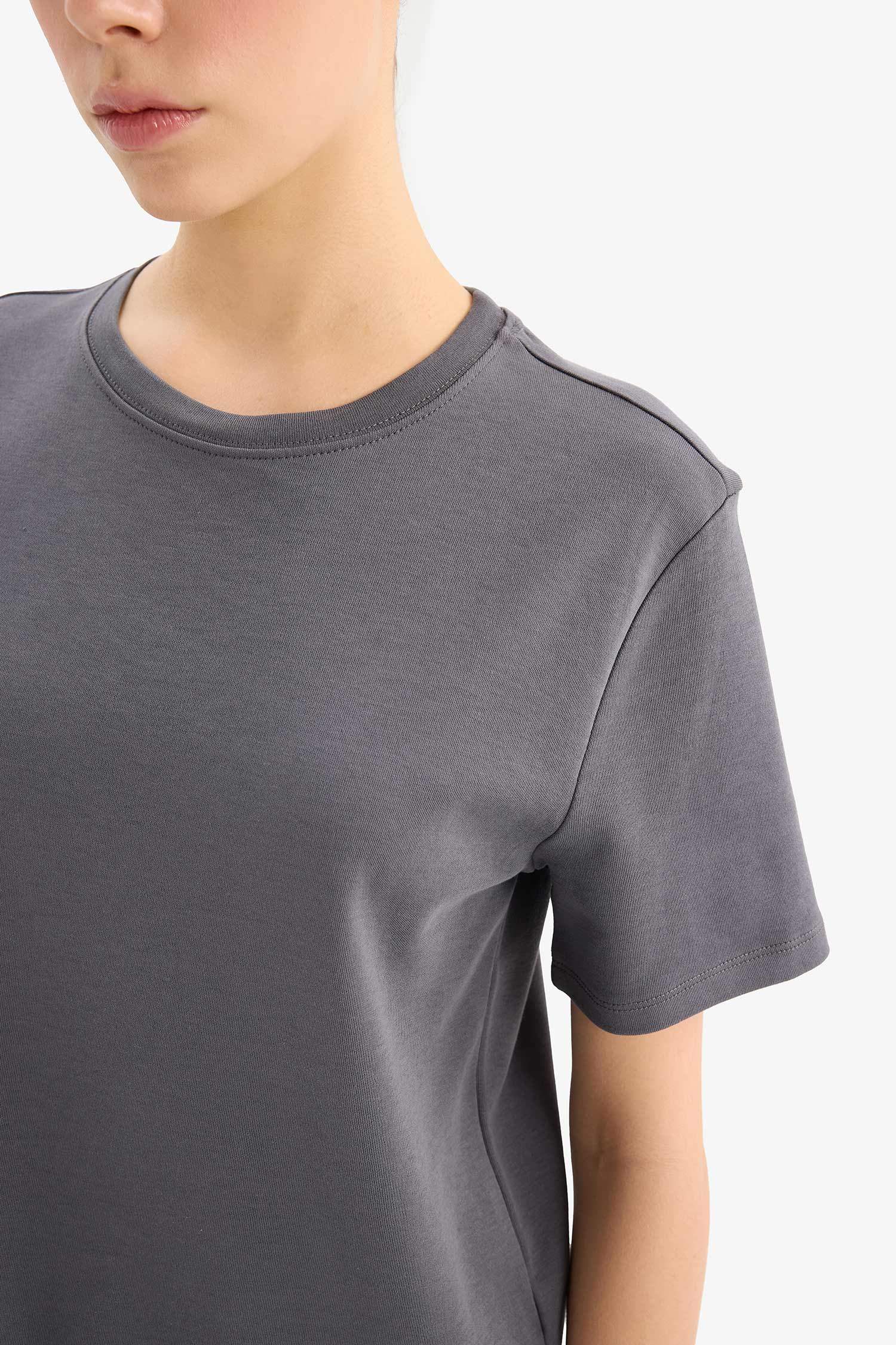 Regular Fit Bisiklet Yaka Basic Düz Kalın Kısa Kollu Tişört