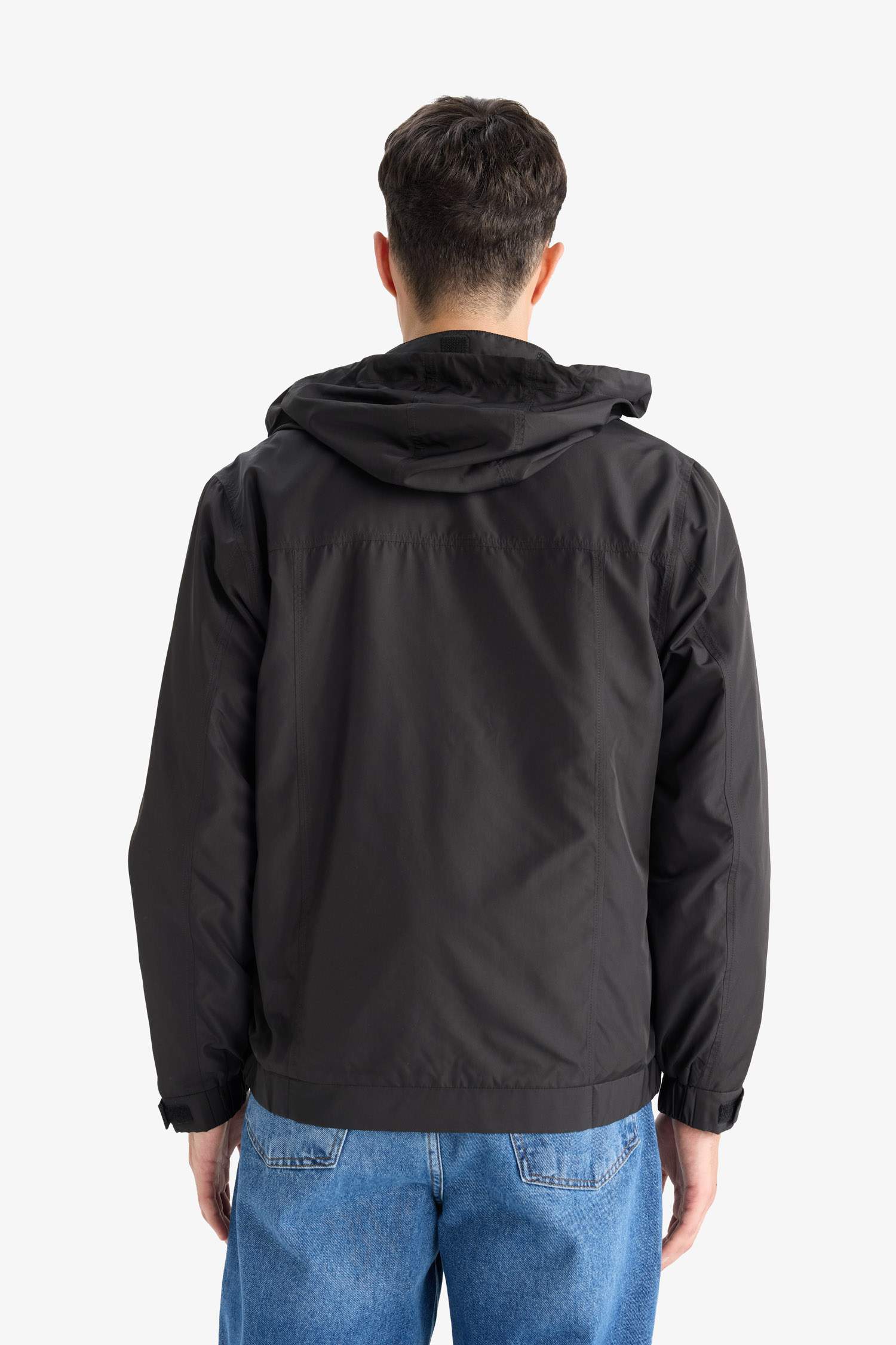 Su İtici Regular Fit Dik Yaka Astarlı Gizli Kapüşonlu Fermuarlı Cepli Mevsimlik Baharlık Mont