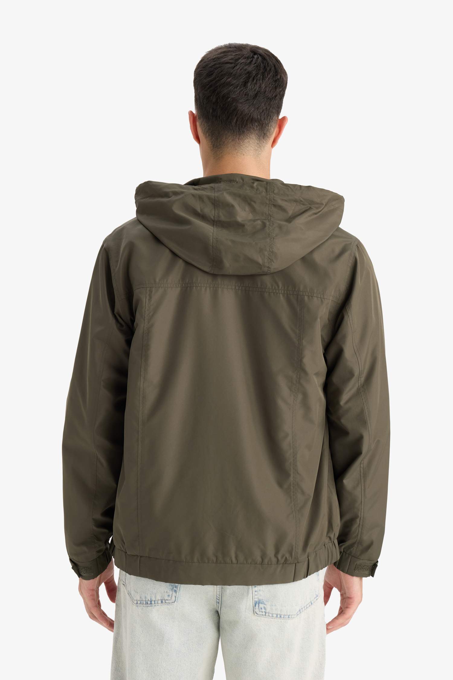 Su İtici Regular Fit Dik Yaka Astarlı Gizli Kapüşonlu Fermuarlı Cepli Mevsimlik Baharlık Mont