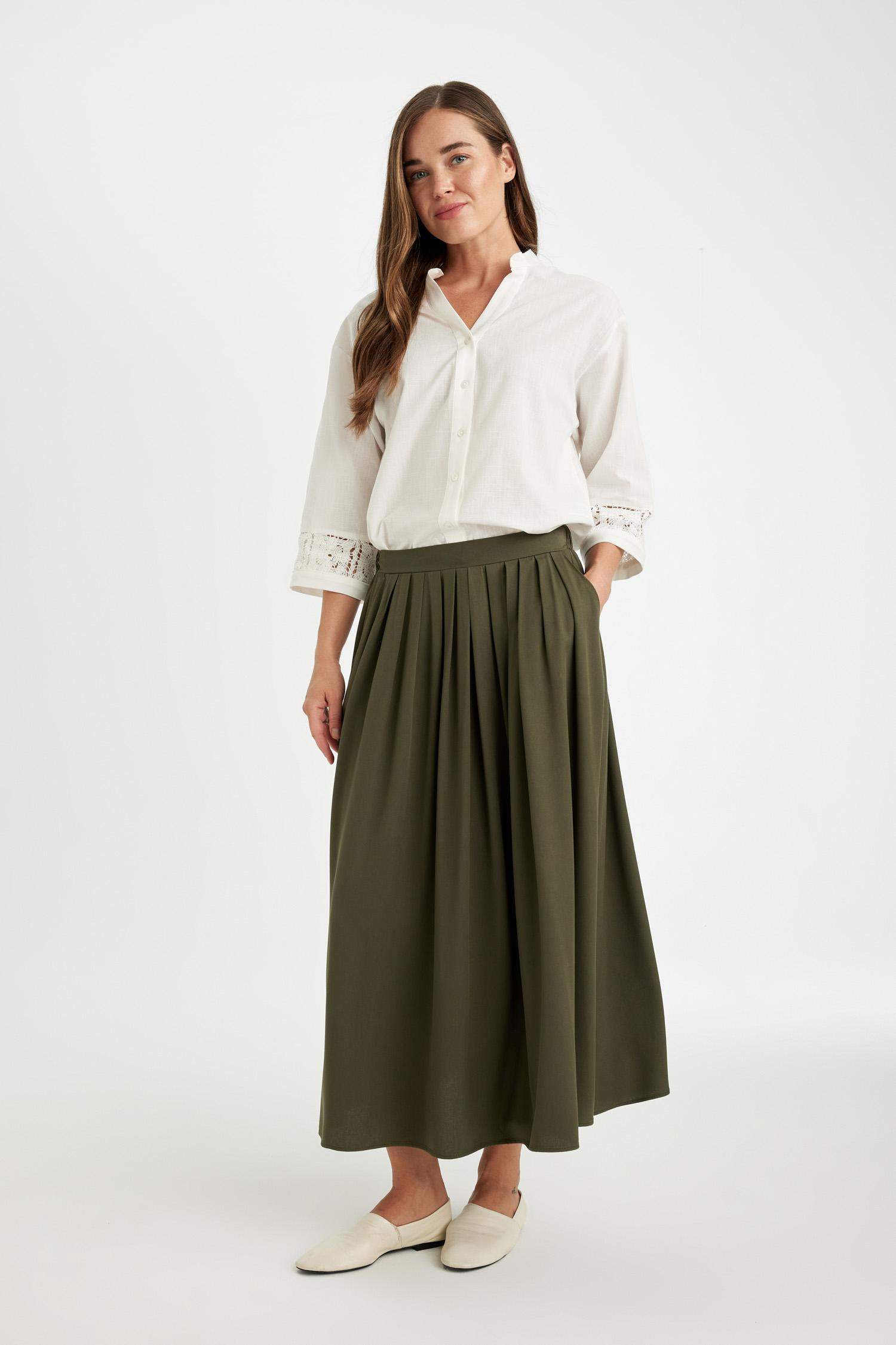 A Cut Basic Belmando Maxi Skirt