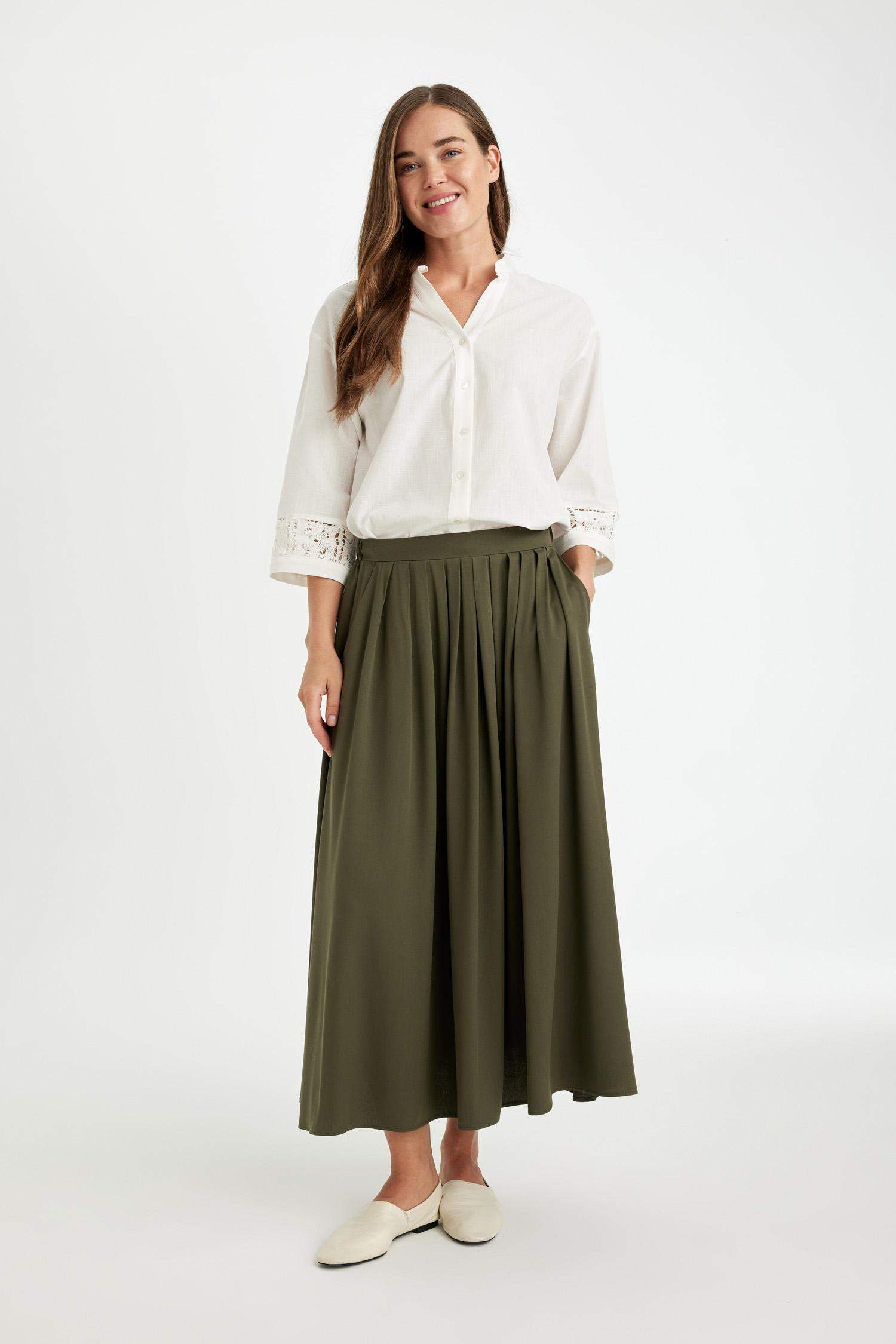 A Cut Basic Belmando Maxi Skirt