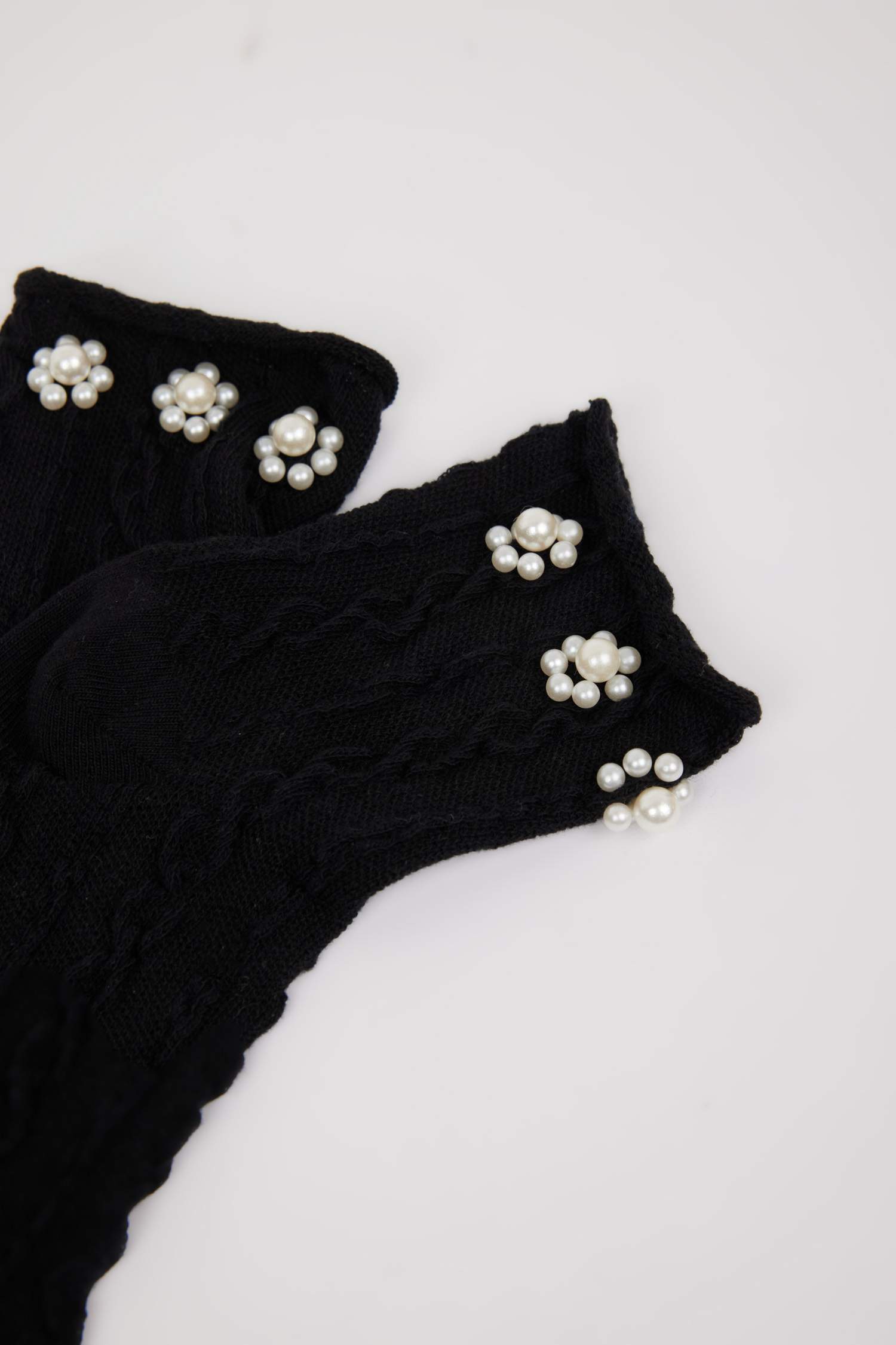 Kadın Dikişsiz Çiçek Taşlı Penye Pamuklu Premium Soket Çorap