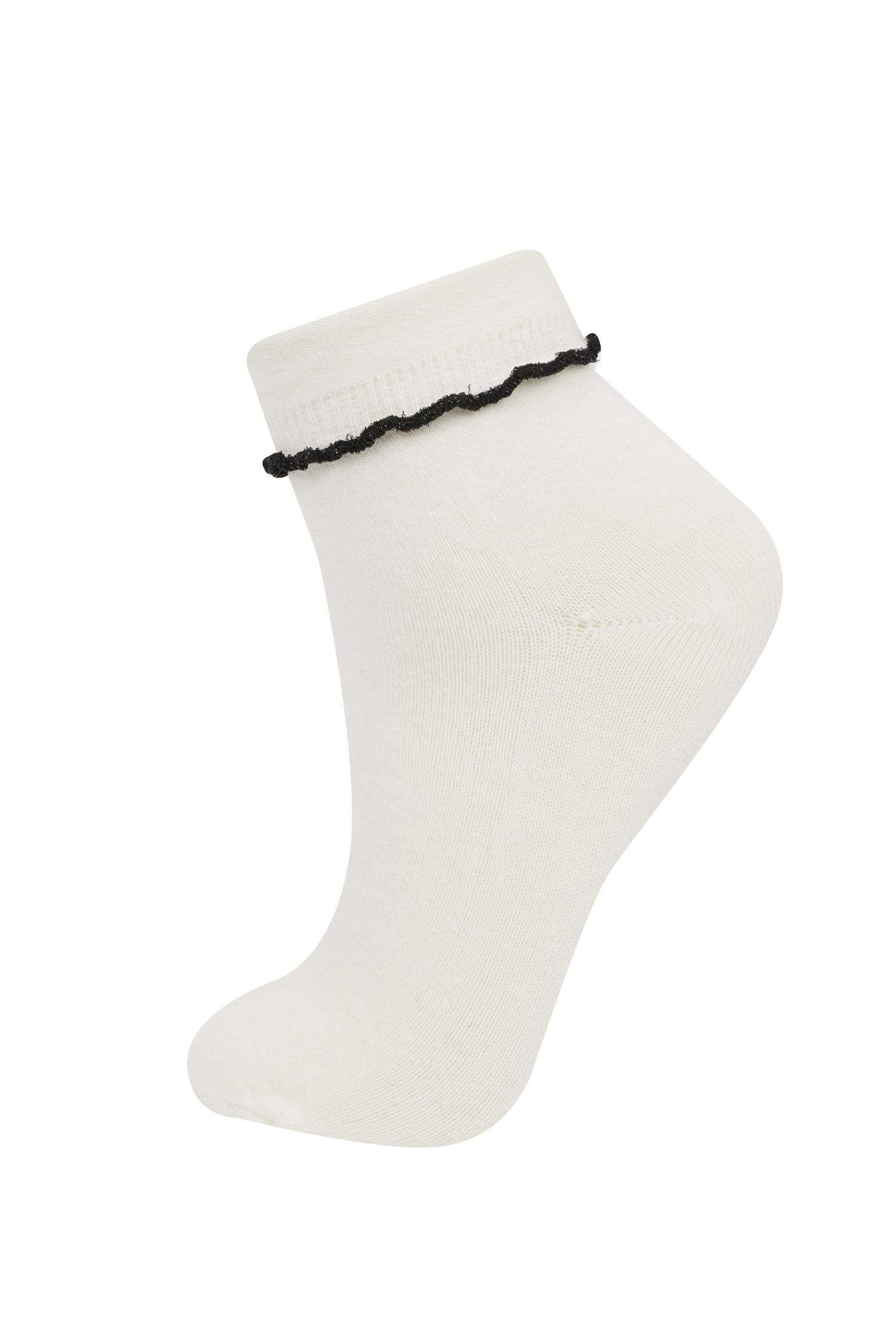 Kadın Dikişsiz Sim Fırfırlı 2'li Penye Pamuklu Premium Soket Çorap