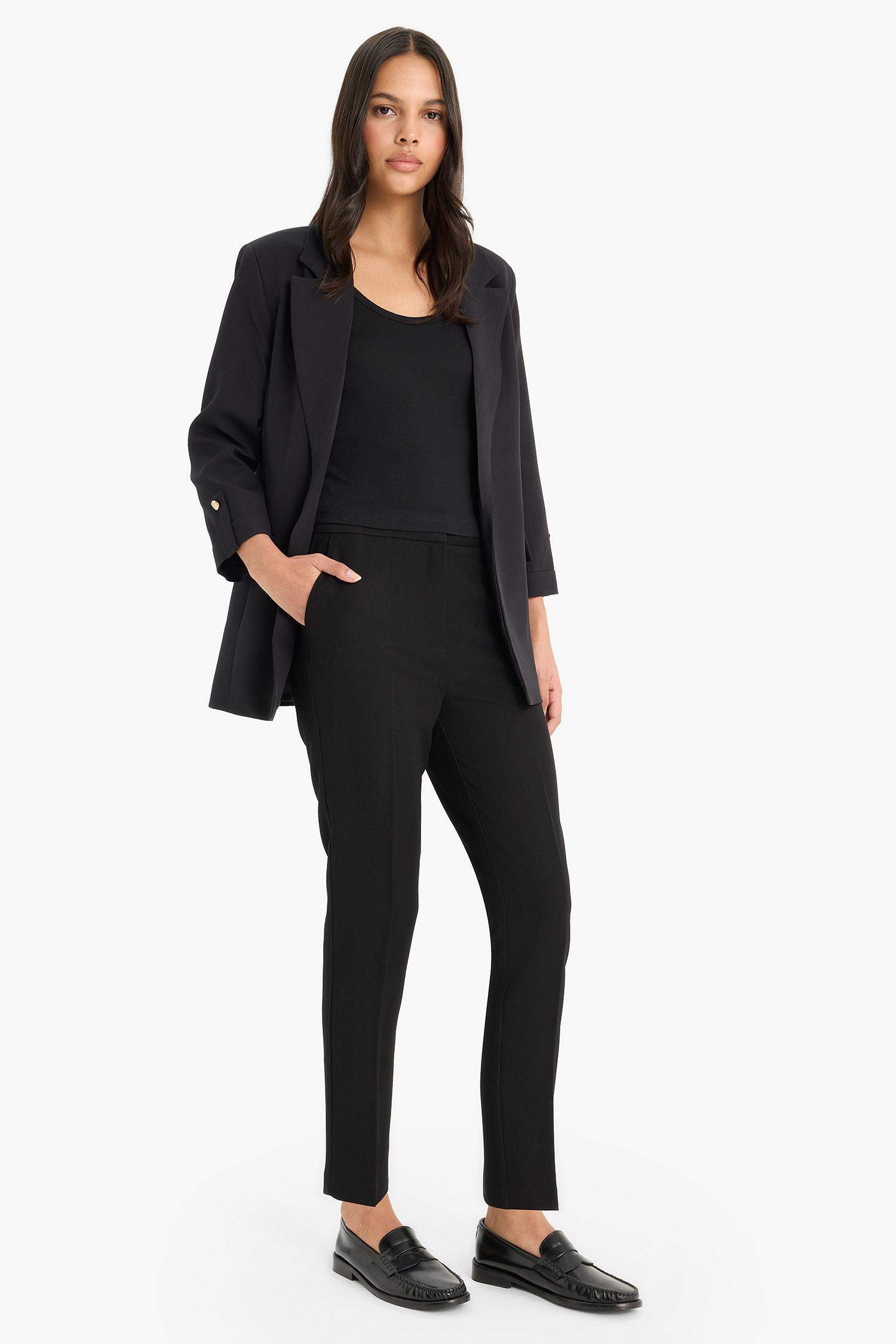 Pantalon droit taille haute avec poches
